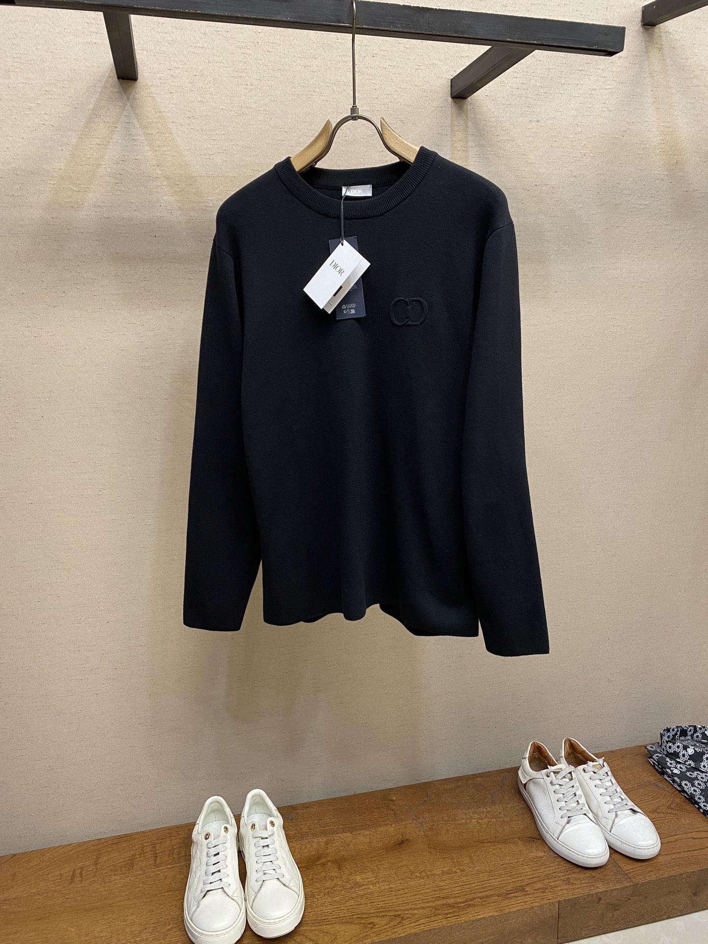 🌟🌟Dior、CD字母圆领毛衣 毛料采用48支超细50%羊毛50%棉混纺纱线，运用进口14针毛织机双面立