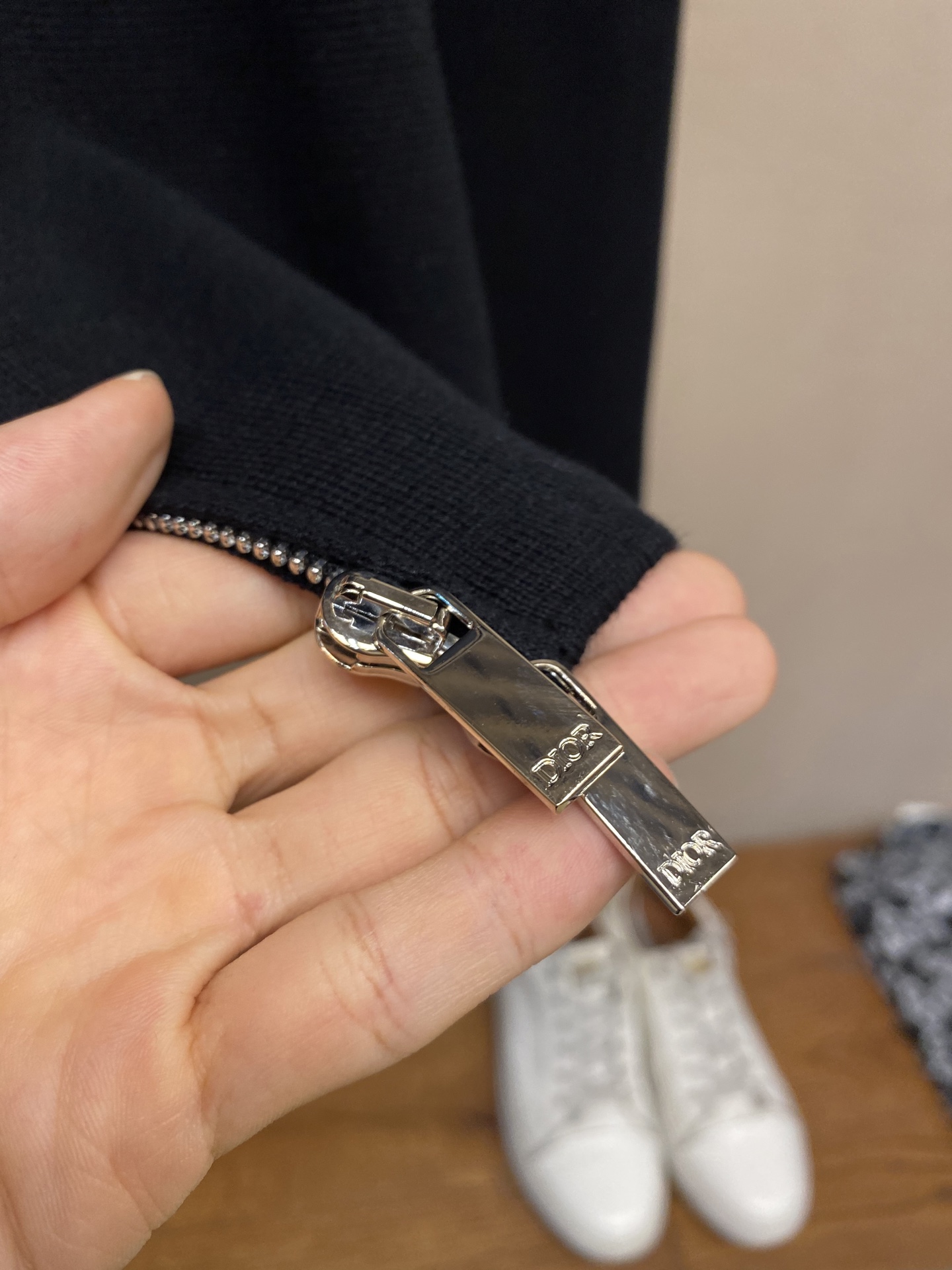 🌟🌟Dior、CD字母毛织外套 毛料采用48支超细50%羊毛50%棉混纺纱线，运用进口14针毛织机双面立