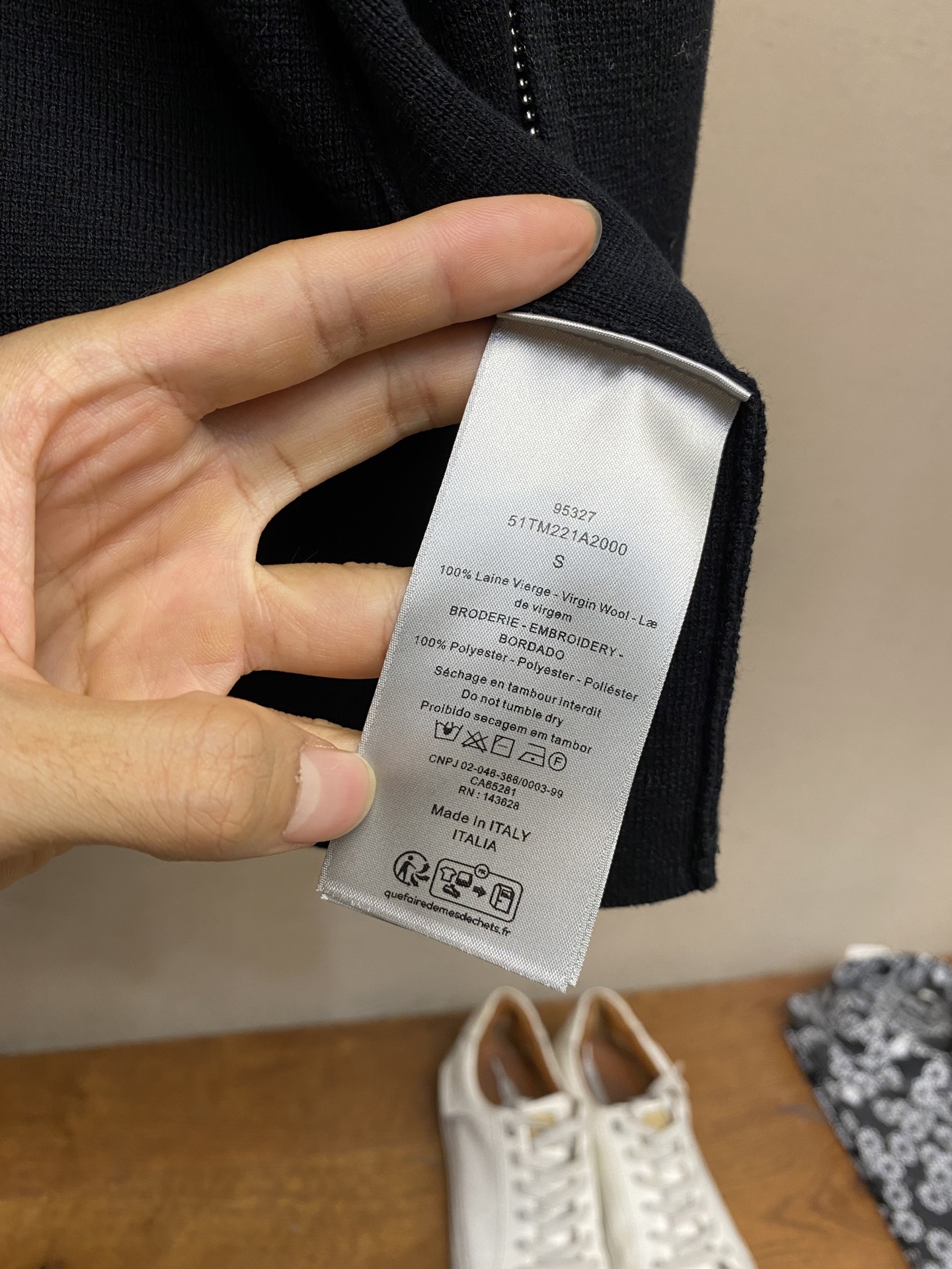 🌟🌟Dior、CD字母毛织外套 毛料采用48支超细50%羊毛50%棉混纺纱线，运用进口14针毛织机双面立