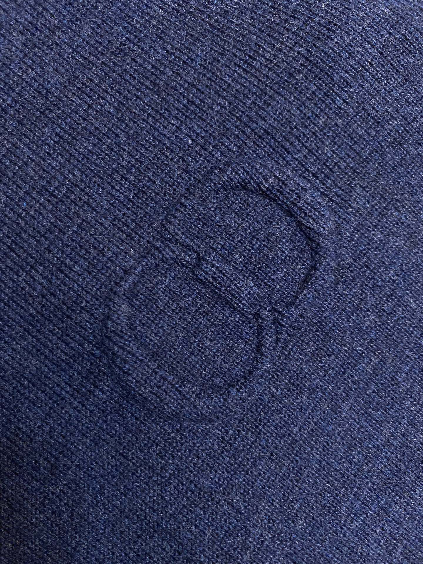 🌟🌟Dior、CD字母毛织外套 毛料采用48支超细50%羊毛50%棉混纺纱线，运用进口14针毛织机双面立
