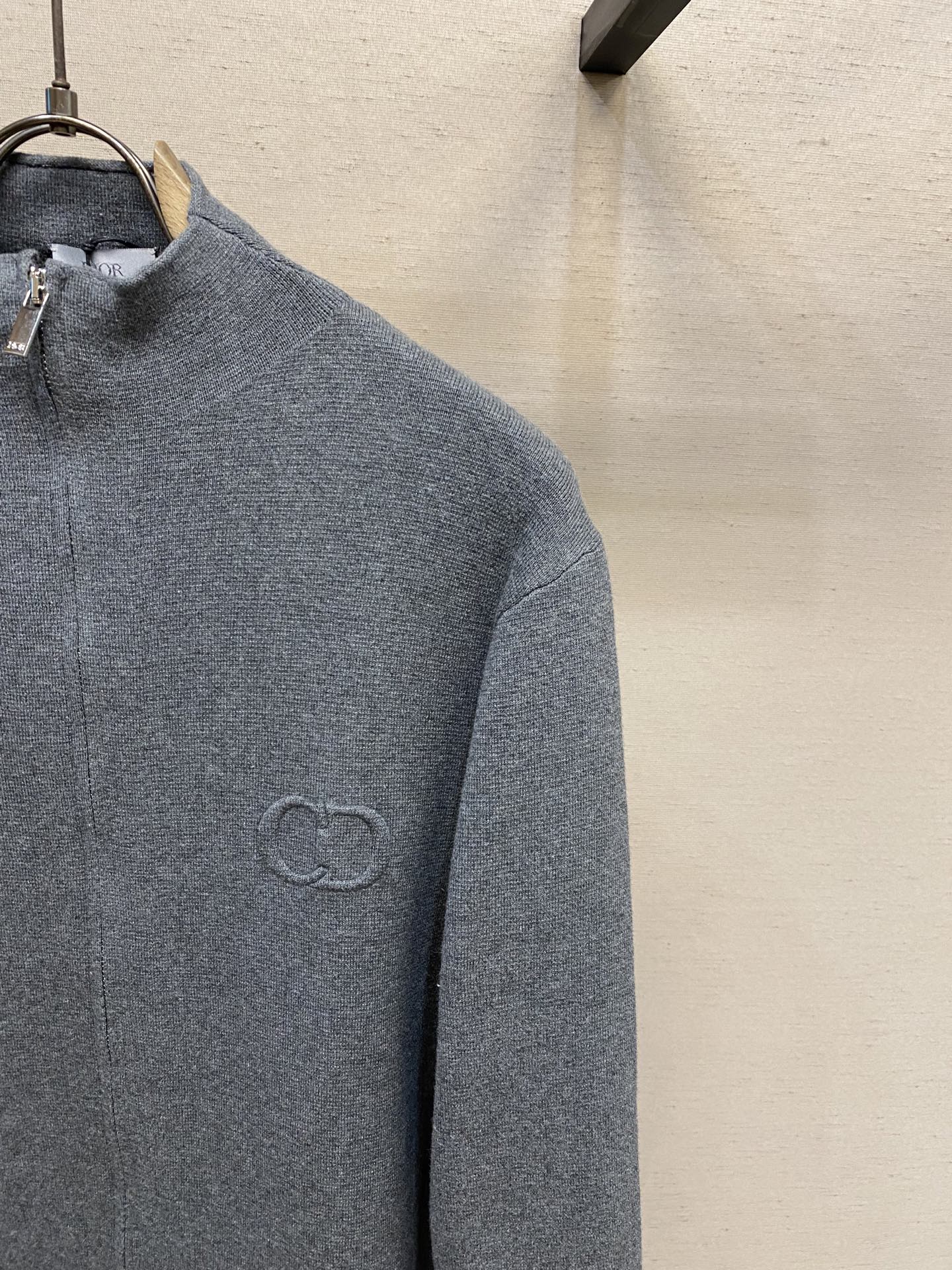 🌟🌟Dior、CD字母毛织外套 毛料采用48支超细50%羊毛50%棉混纺纱线，运用进口14针毛织机双面立