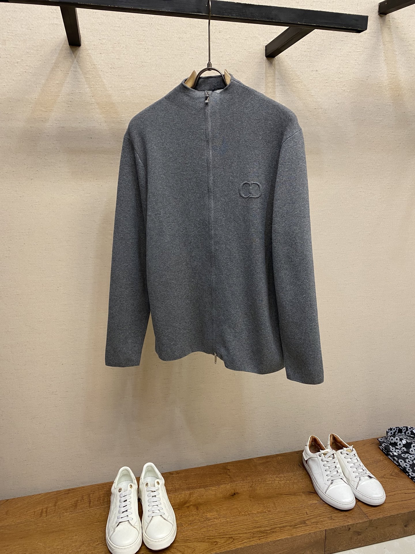 🌟🌟Dior、CD字母毛织外套 毛料采用48支超细50%羊毛50%棉混纺纱线，运用进口14针毛织机双面立