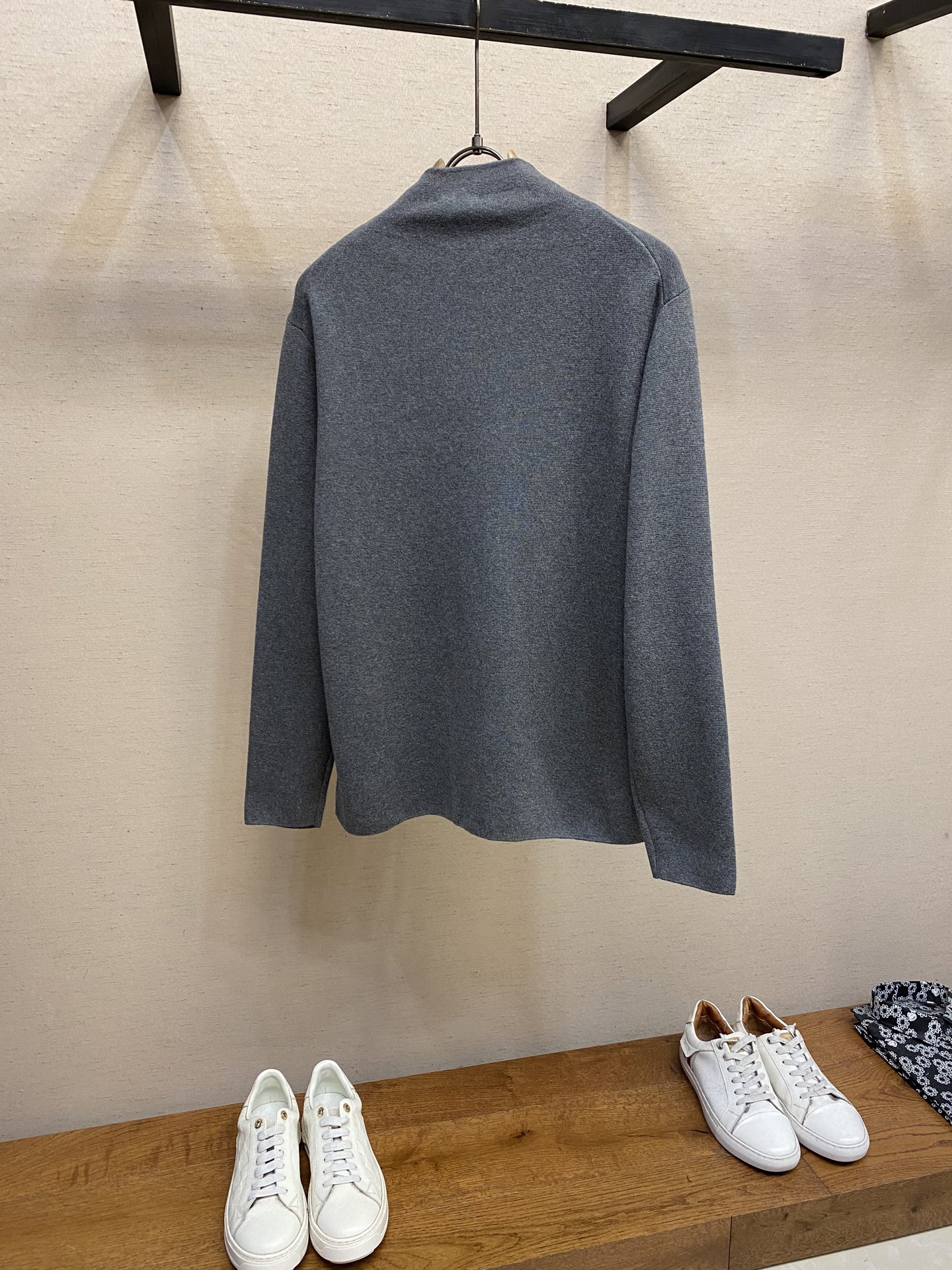 🌟🌟Dior、CD字母毛织外套 毛料采用48支超细50%羊毛50%棉混纺纱线，运用进口14针毛织机双面立