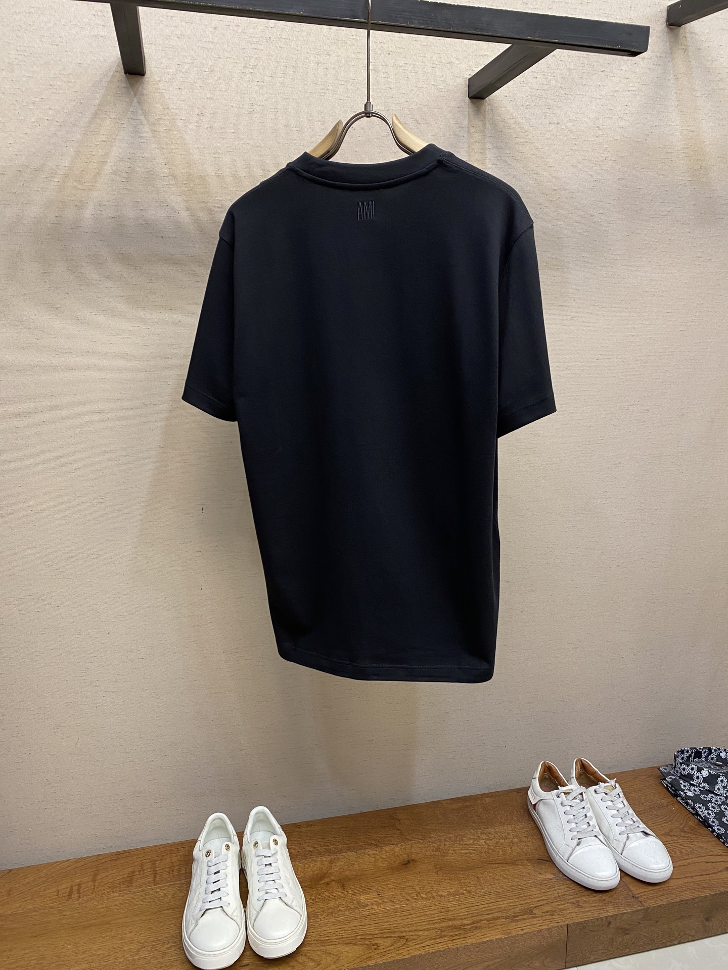 🌟🌟AMl……2025FW早秋新品男女同款重磅棉质立体爱心❤️/后背同色AMI刺绣宽松版棉质半袖T恤洗涤