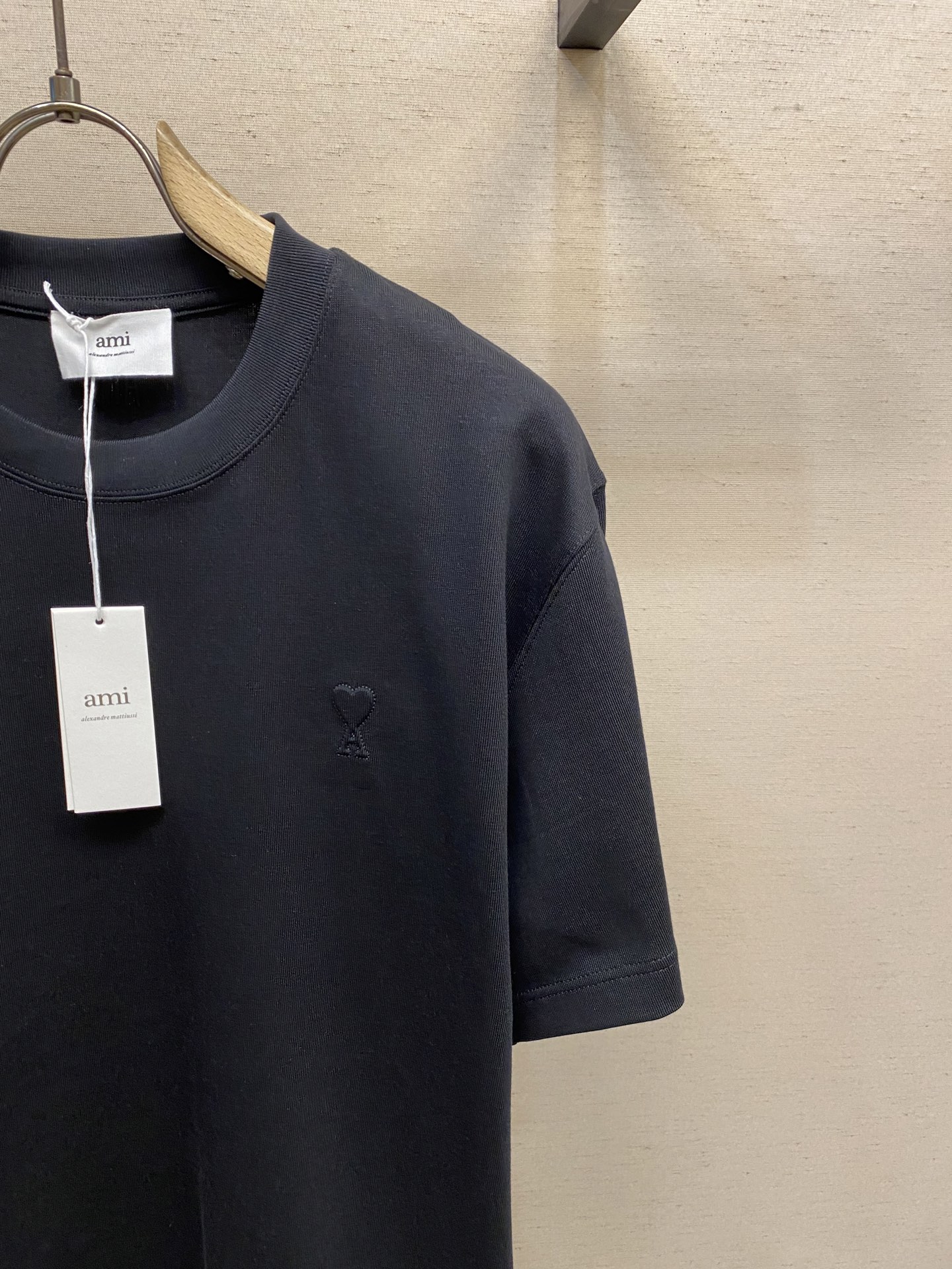 🌟🌟AMl……2025FW早秋新品男女同款重磅棉质立体爱心❤️/后背同色AMI刺绣宽松版棉质半袖T恤洗涤