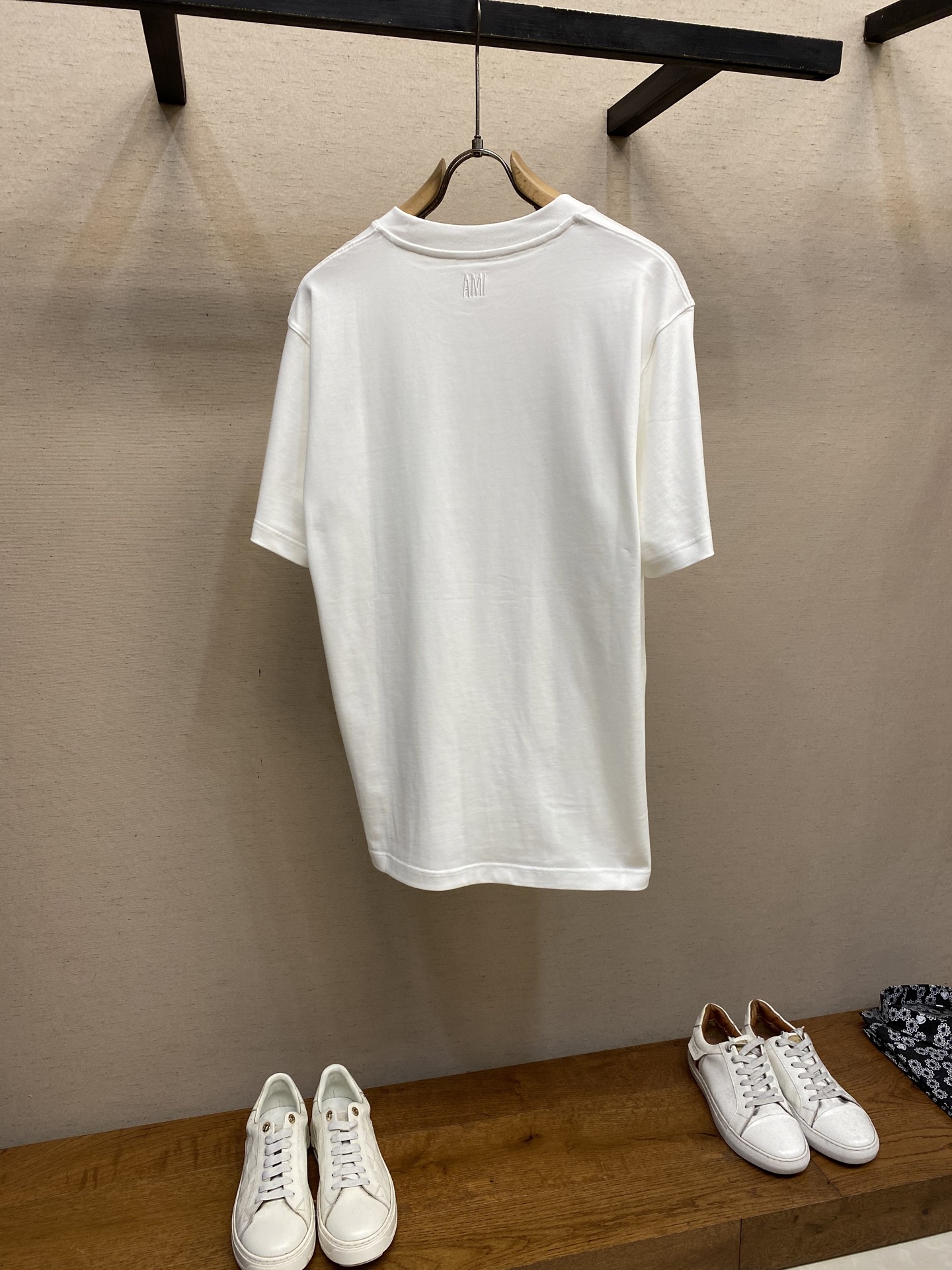 🌟🌟AMl……2025FW早秋新品男女同款重磅棉质立体爱心❤️/后背同色AMI刺绣宽松版棉质半袖T恤洗涤