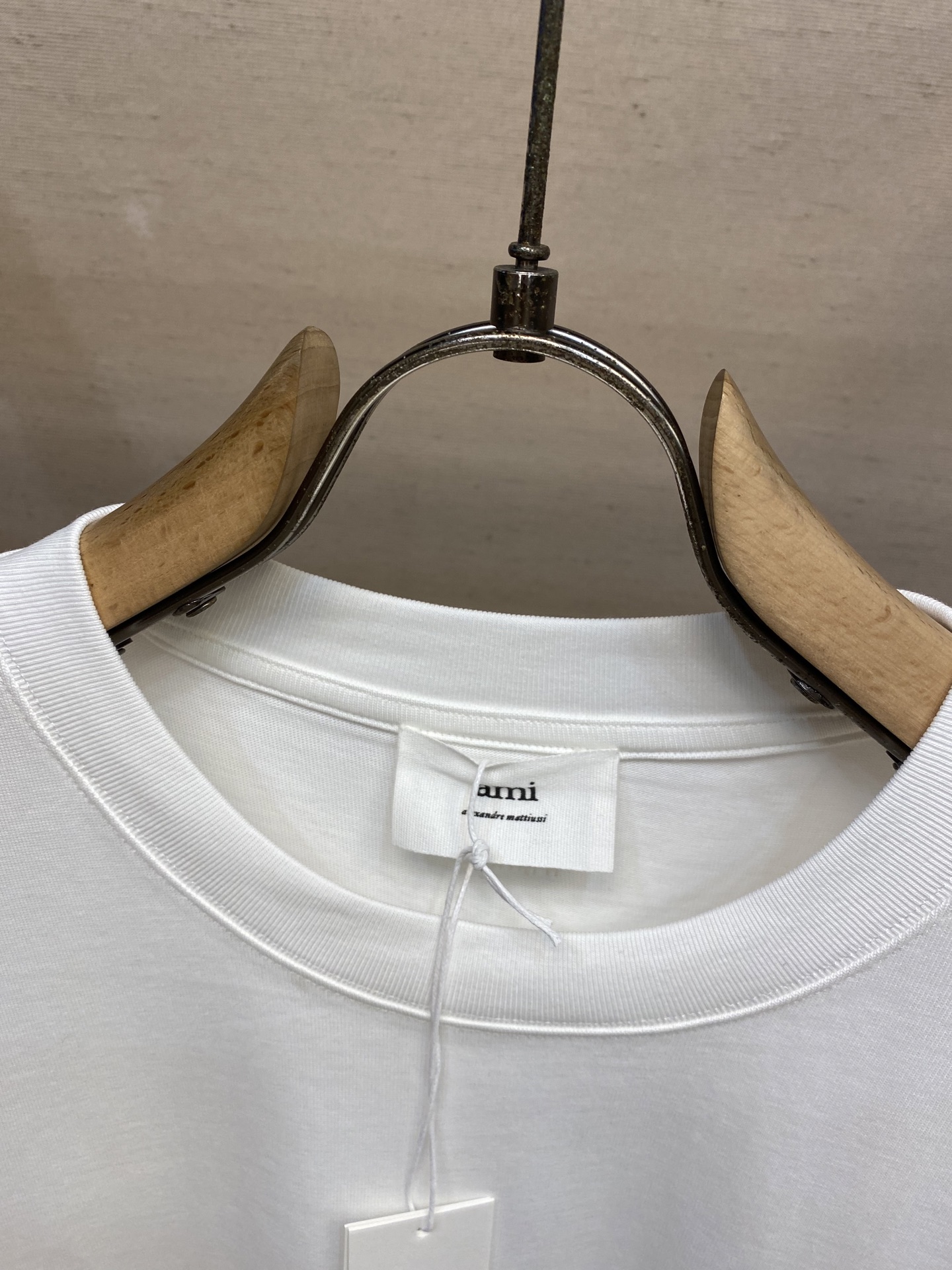 🌟🌟AMl……2025FW早秋新品男女同款重磅棉质立体爱心❤️/后背同色AMI刺绣宽松版棉质半袖T恤洗涤