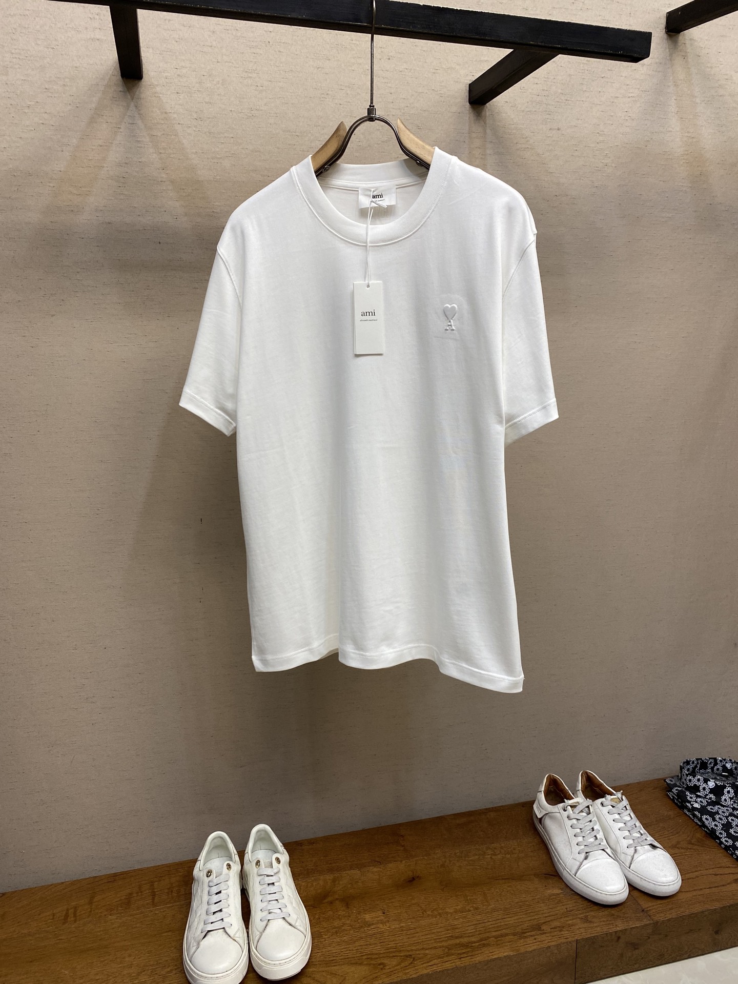 🌟🌟AMl……2025FW早秋新品男女同款重磅棉质立体爱心❤️/后背同色AMI刺绣宽松版棉质半袖T恤洗涤
