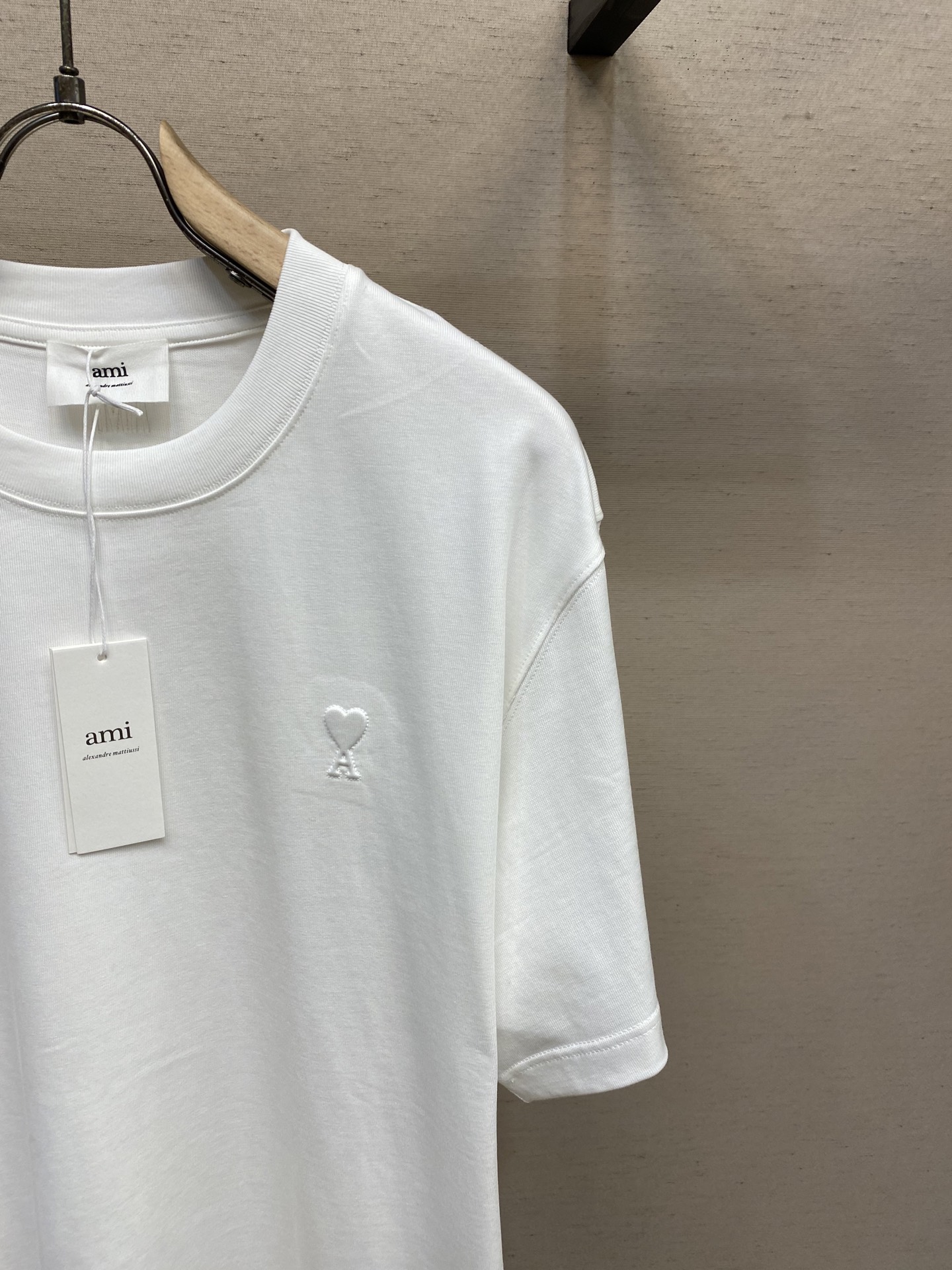 🌟🌟AMl……2025FW早秋新品男女同款重磅棉质立体爱心❤️/后背同色AMI刺绣宽松版棉质半袖T恤洗涤
