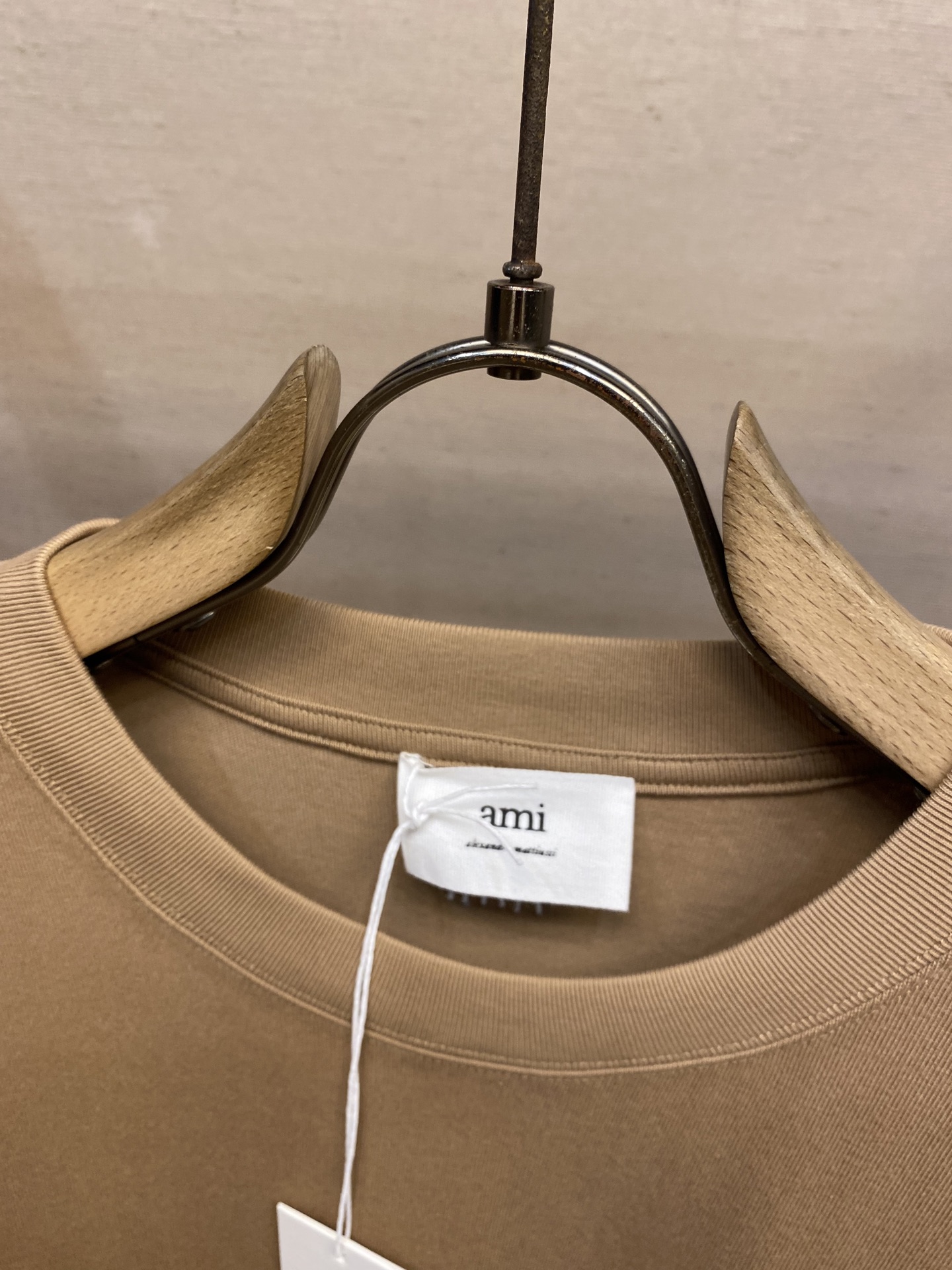 🌟🌟AMl……2025FW早秋新品男女同款重磅棉质立体爱心❤️/后背同色AMI刺绣宽松版棉质半袖T恤洗涤