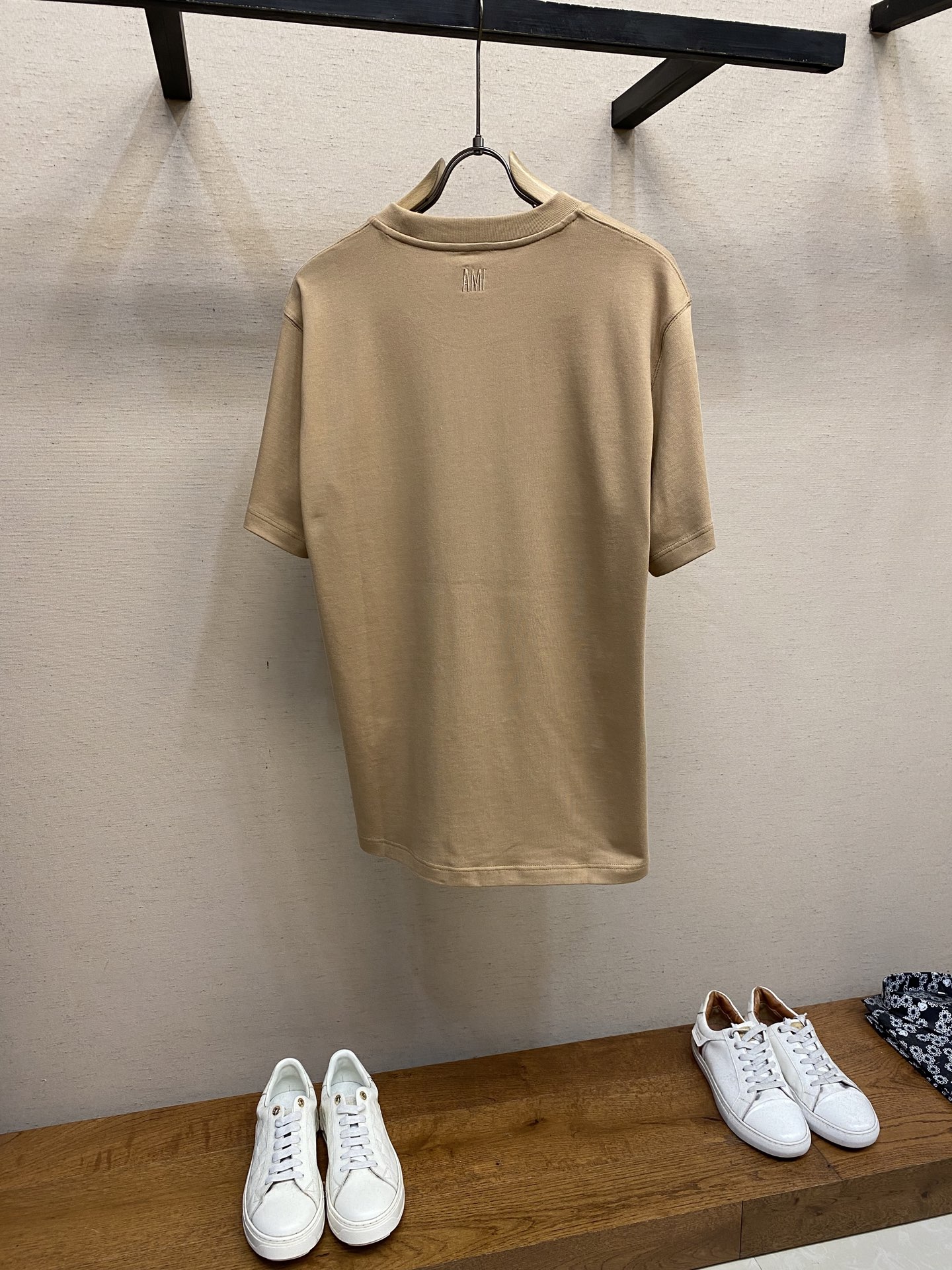 🌟🌟AMl……2025FW早秋新品男女同款重磅棉质立体爱心❤️/后背同色AMI刺绣宽松版棉质半袖T恤洗涤