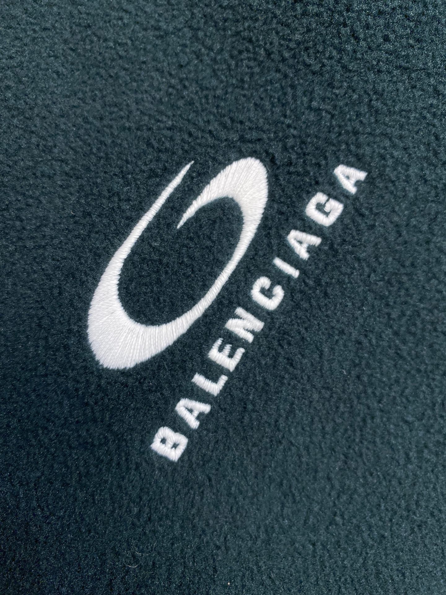 🌟🌟Balenciaga、袖条刺绣立领拉链外套⚠️原,000购买；摇粒绒面料材质、正面和背面饰以艺术作品