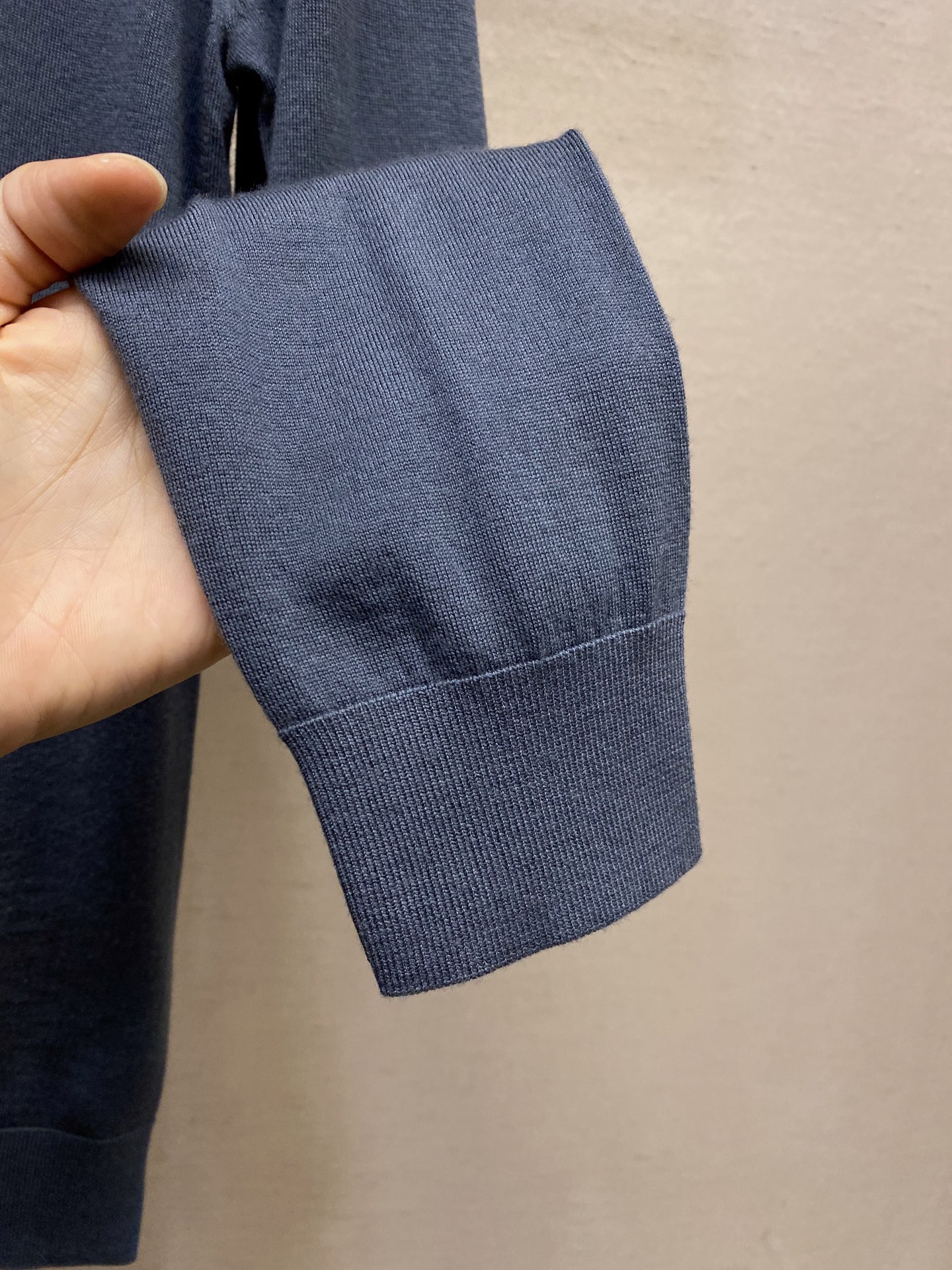 🌟🌟 Zzegna  咱家的灵魂主打产品！  120支超细羊毛100%羊毛： （不加弹力丝混纺）15.5微米细度 稀有珍
