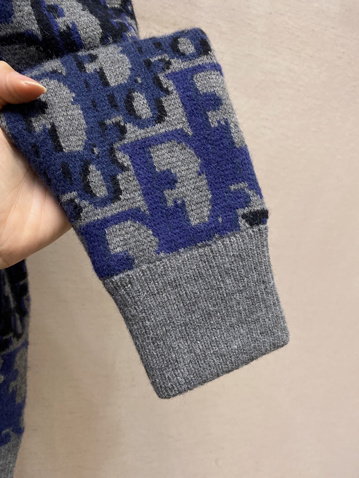 🌟🌟 Dior Oblique 印花针织开衫迪奥男士Oblique印花针织开衫，2026春季系列，绵羊毛