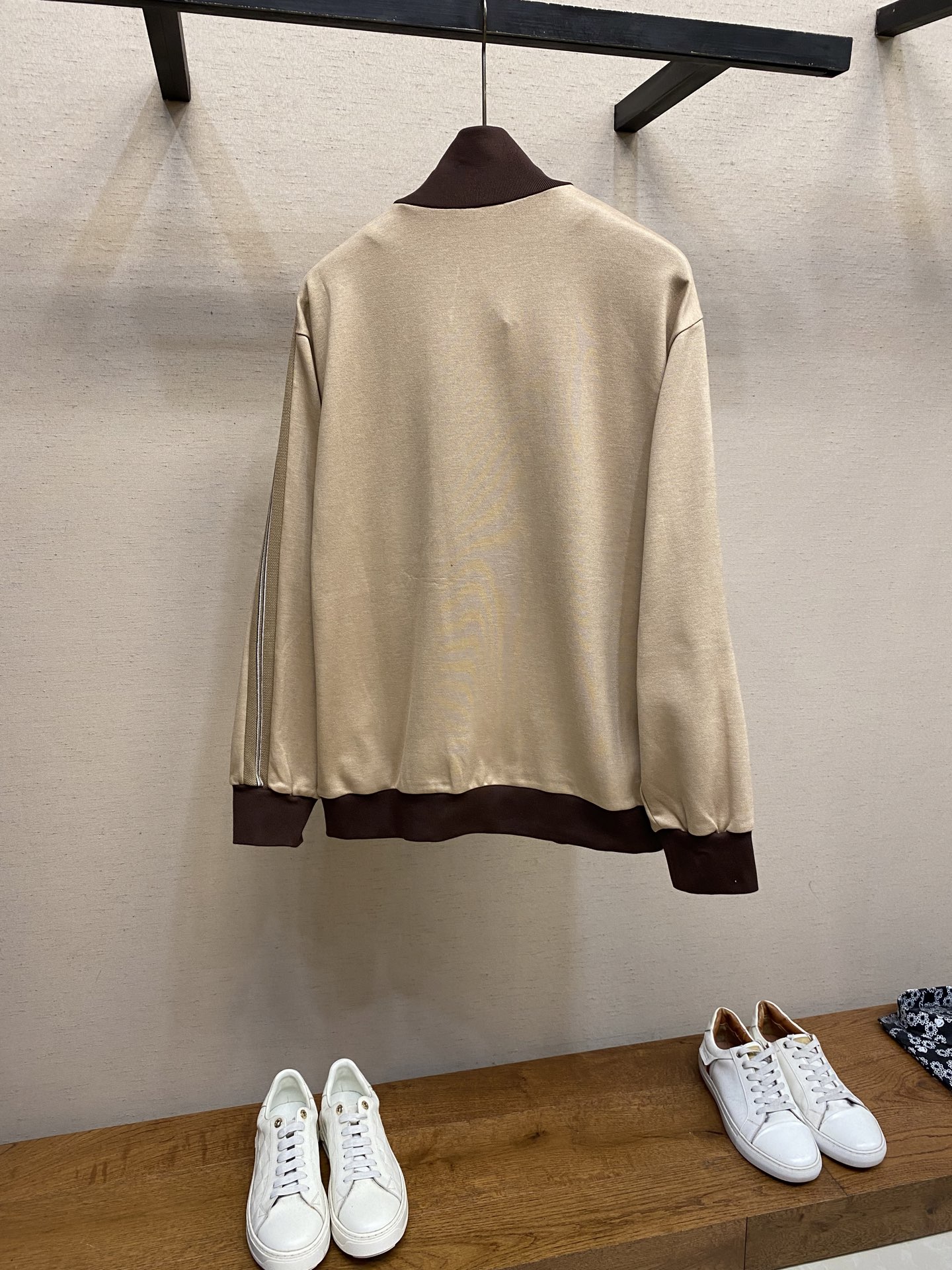 🌟🌟Miu Miu 平纹针织拉链运动衫 正品24400购入开发 380克斜纹倒钩双面精梳全棉面料 420