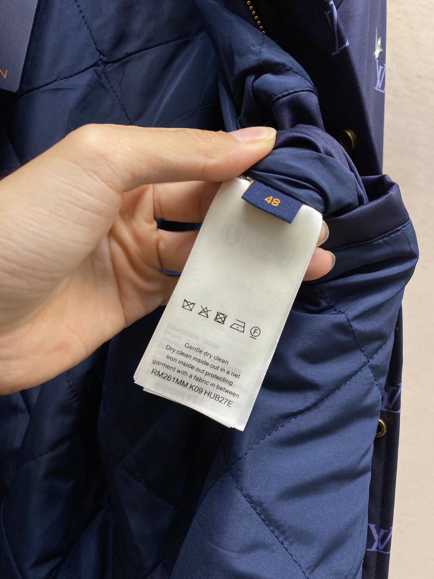 🌟🌟1V、灯芯绒翻领动物印花夹克外套 正品25500购入开发 定制斜纹高密度聚酯纤维尼龙面料 定染灯芯绒