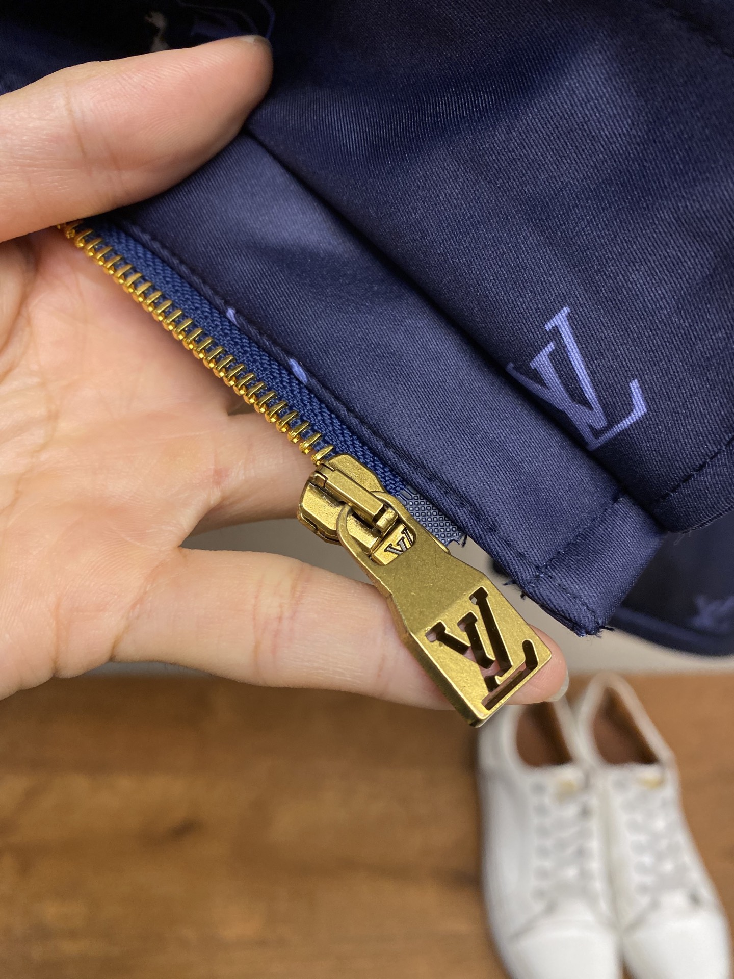 🌟🌟1V、灯芯绒翻领动物印花夹克外套 正品25500购入开发 定制斜纹高密度聚酯纤维尼龙面料 定染灯芯绒