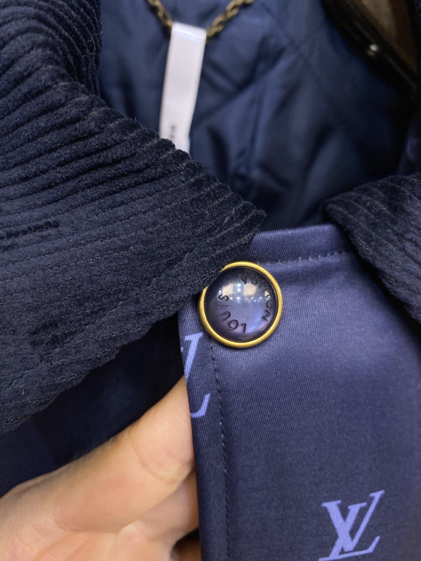 🌟🌟1V、灯芯绒翻领动物印花夹克外套 正品25500购入开发 定制斜纹高密度聚酯纤维尼龙面料 定染灯芯绒