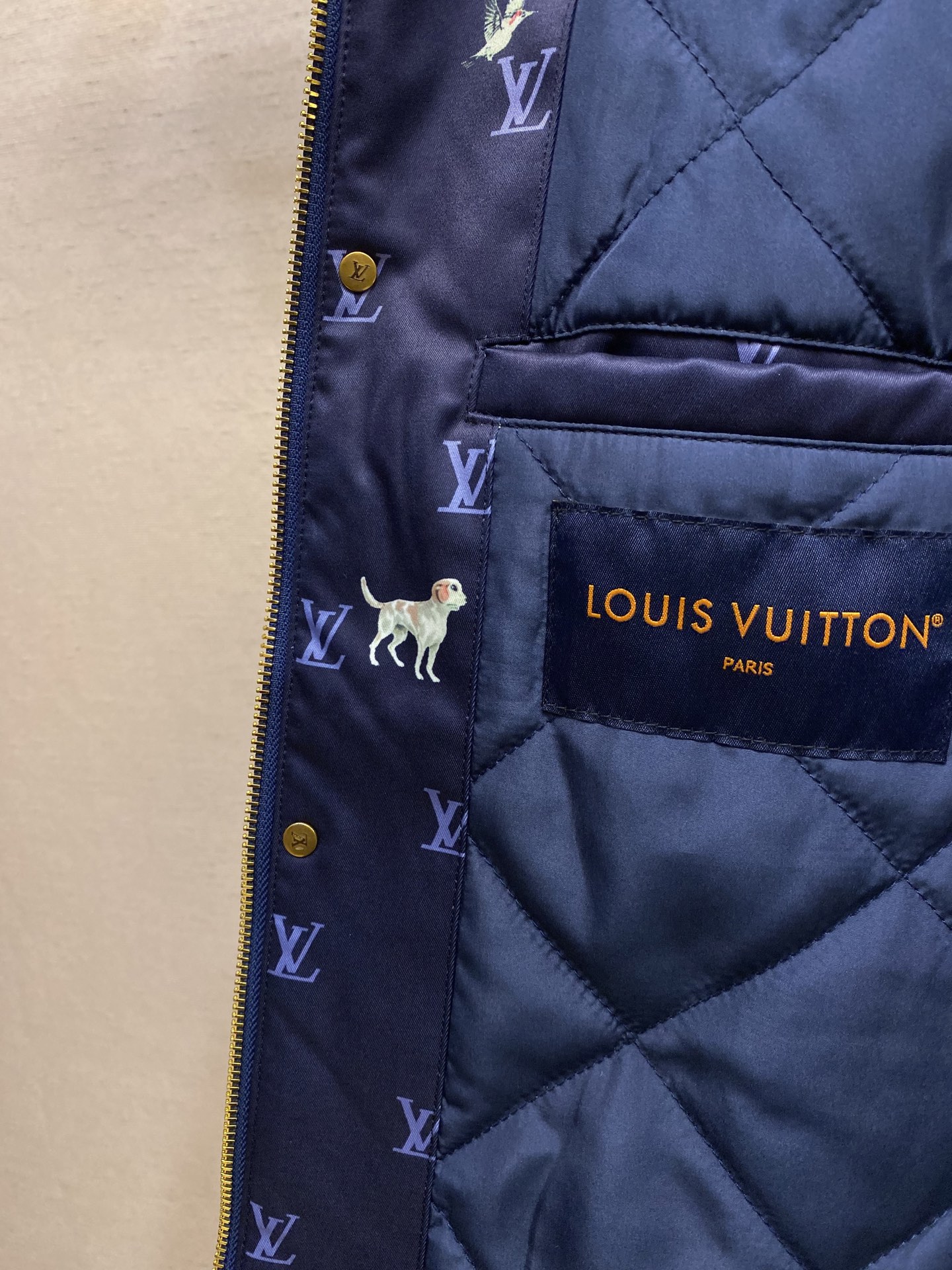 🌟🌟1V、灯芯绒翻领动物印花夹克外套 正品25500购入开发 定制斜纹高密度聚酯纤维尼龙面料 定染灯芯绒