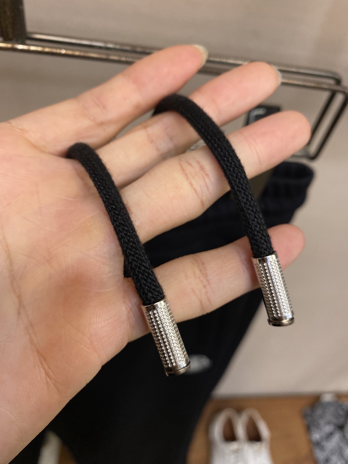 🌟🌟Moncler、【加绒】男士休闲裤👍 最新款上身版型无敌正！绝对可以闭眼收的一款此款裤子非常百搭，弹