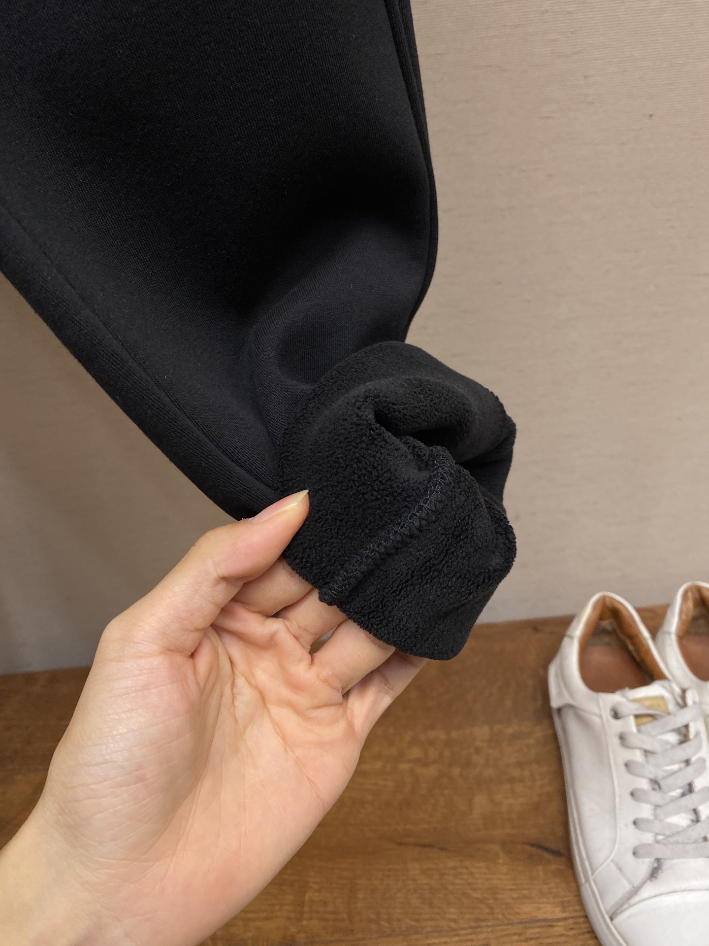 🌟🌟Arctery、【加绒】男士休闲裤👍 最新款上身版型无敌正！绝对可以闭眼收的一款此款裤子非常百搭，弹