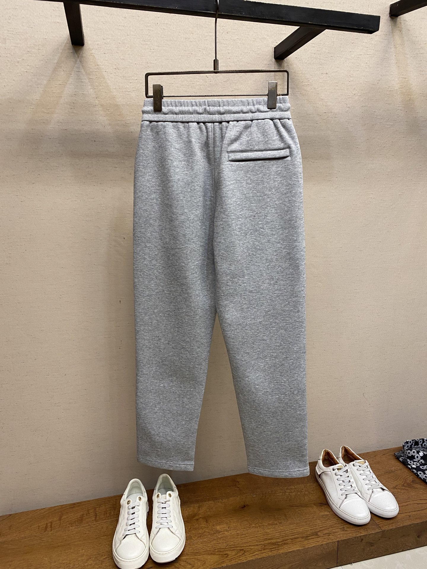 🌟🌟Arctery、【加绒】男士休闲裤👍 最新款上身版型无敌正！绝对可以闭眼收的一款此款裤子非常百搭，弹