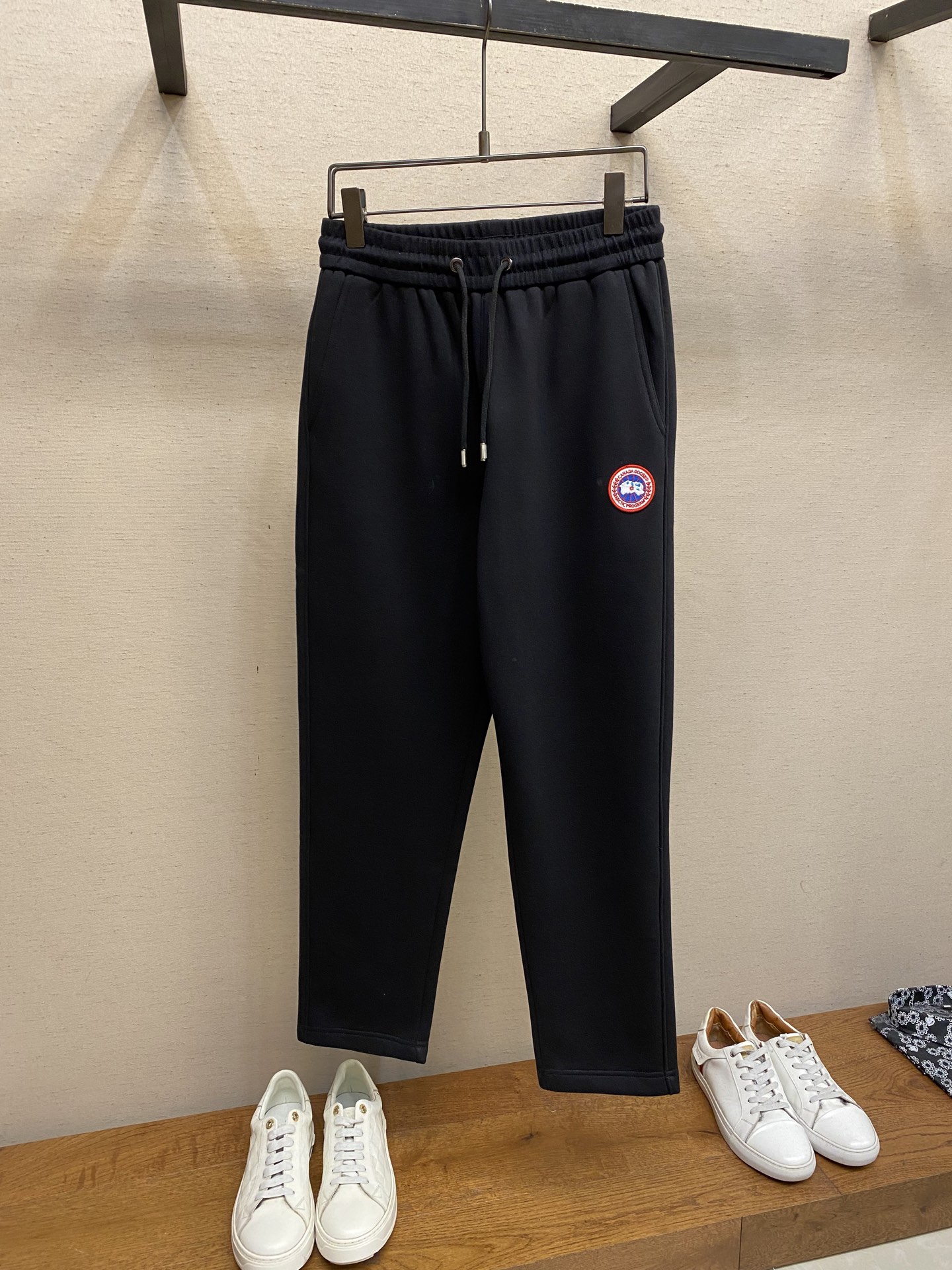 🌟🌟Canda、【加绒】男士休闲裤👍 最新款上身版型无敌正！绝对可以闭眼收的一款此款裤子非常百搭，弹力腰