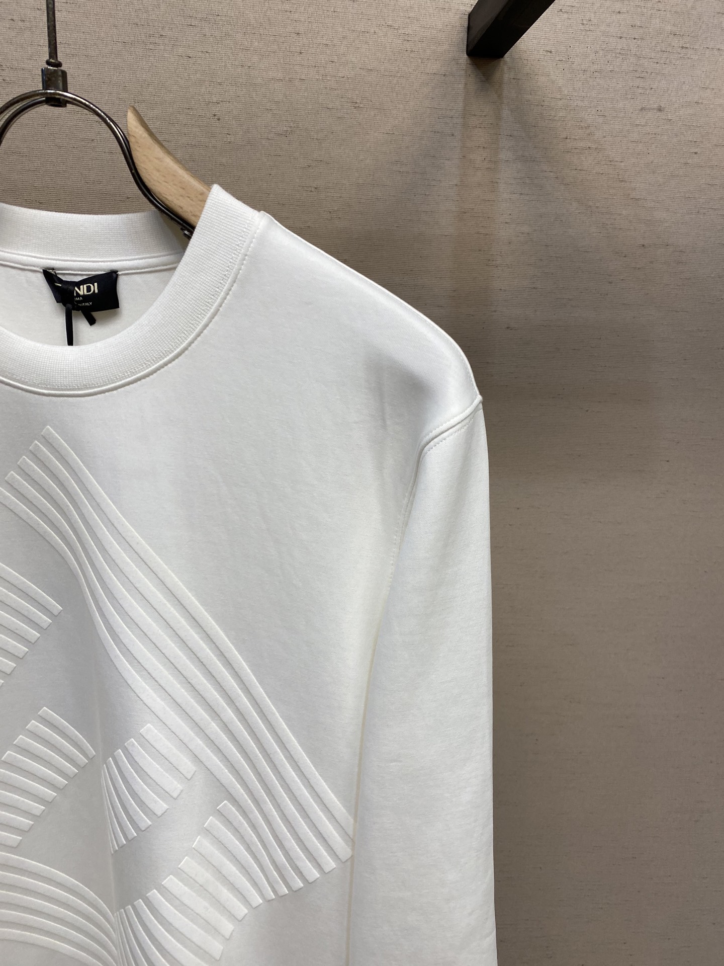 🌟🌟Fendi 25秋冬新季新品到货 设计圆领卫衣 品质高新质感液氨空气棉 亲肤软滑 新元素专柜官网热推