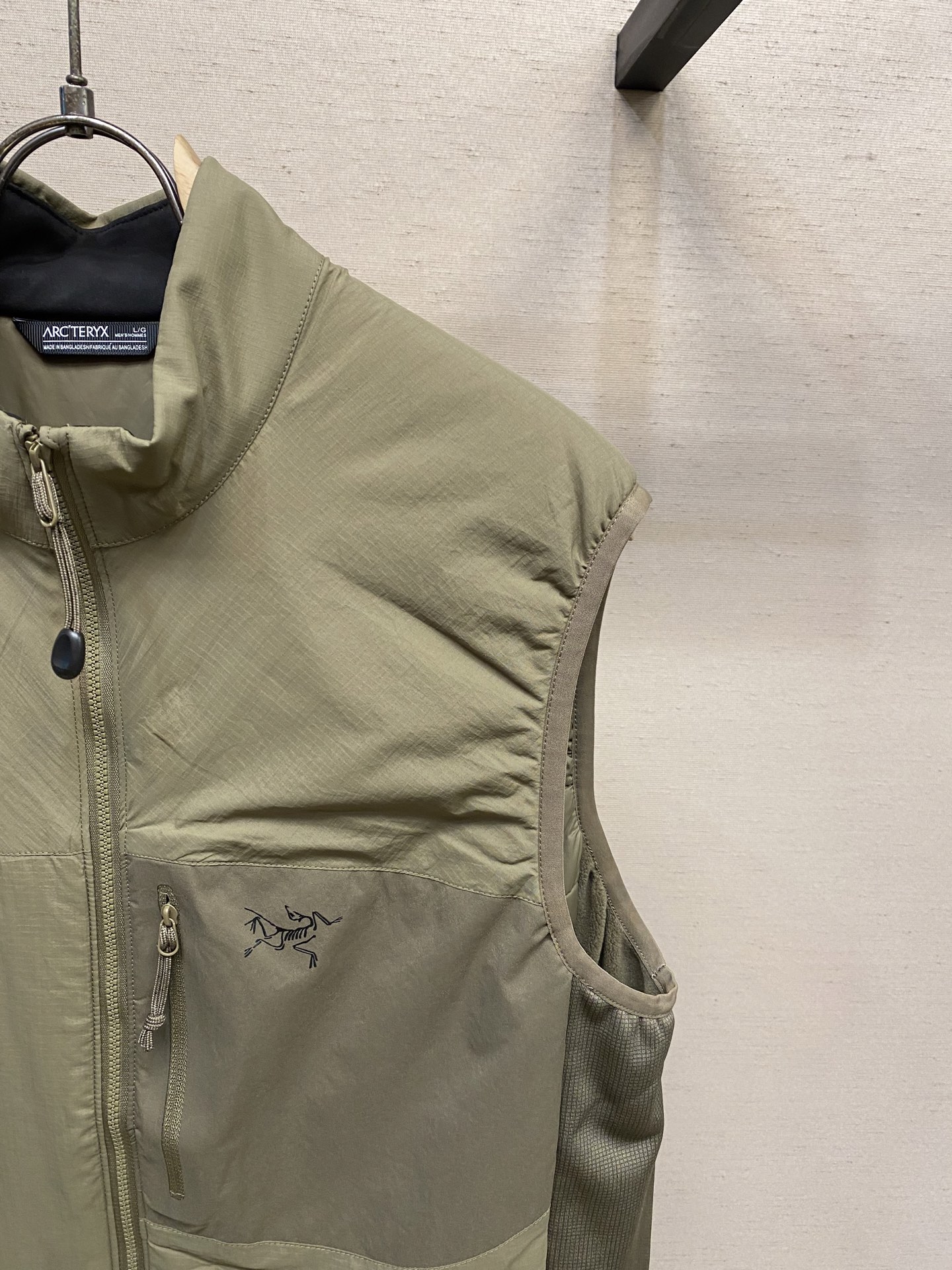 🌟🌟 Arcteryx/始祖鸟ATOM LT Vest Gen 2.1 军鸟LEAF系列军鸟立领薄款棉马