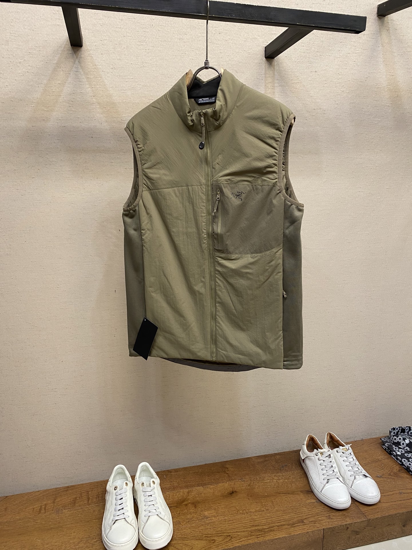 🌟🌟 Arcteryx/始祖鸟ATOM LT Vest Gen 2.1 军鸟LEAF系列军鸟立领薄款棉马