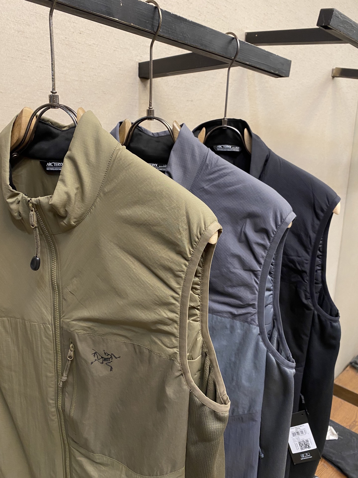 🌟🌟 Arcteryx/始祖鸟ATOM LT Vest Gen 2.1 军鸟LEAF系列军鸟立领薄款棉马