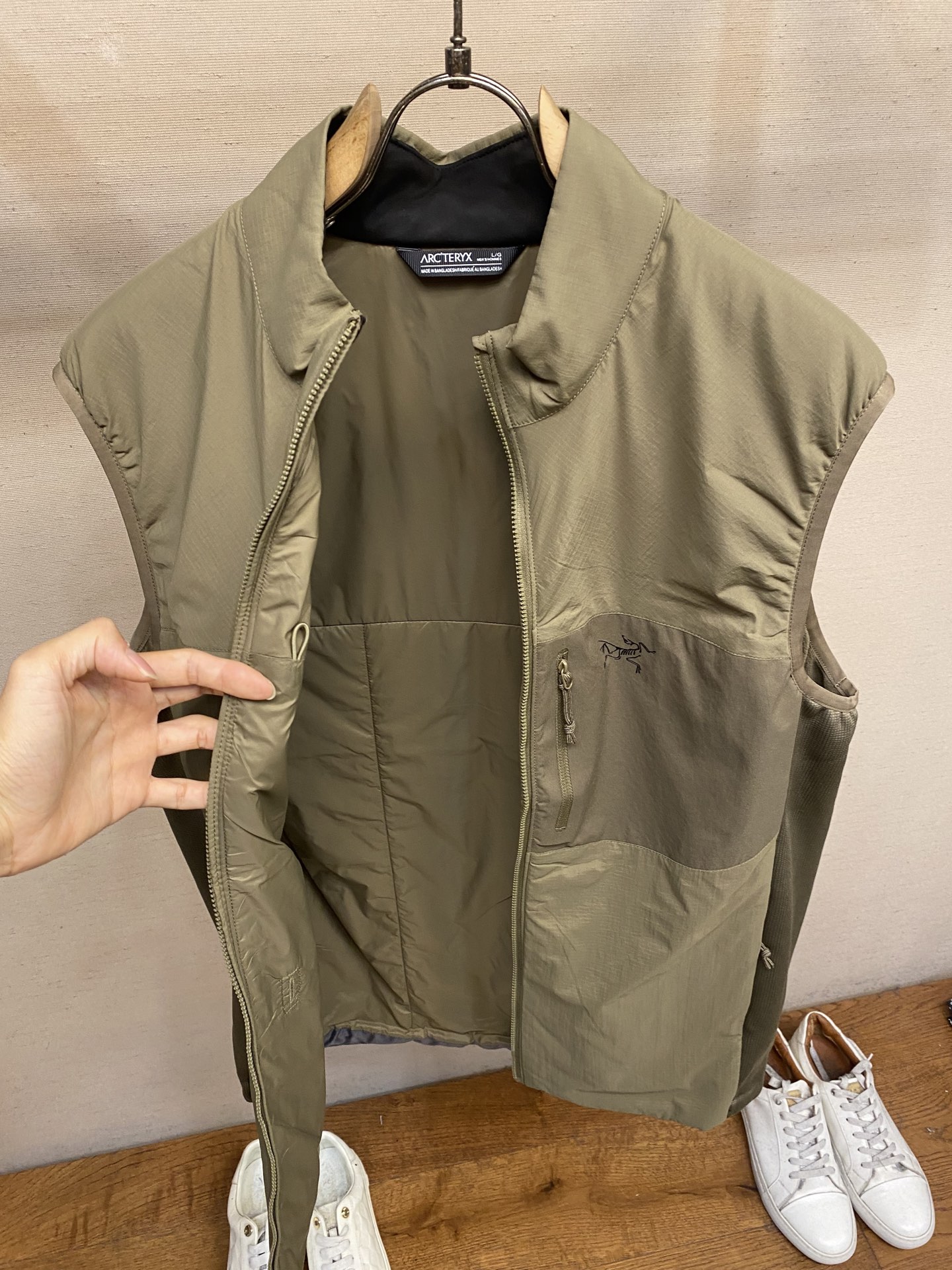 🌟🌟 Arcteryx/始祖鸟ATOM LT Vest Gen 2.1 军鸟LEAF系列军鸟立领薄款棉马