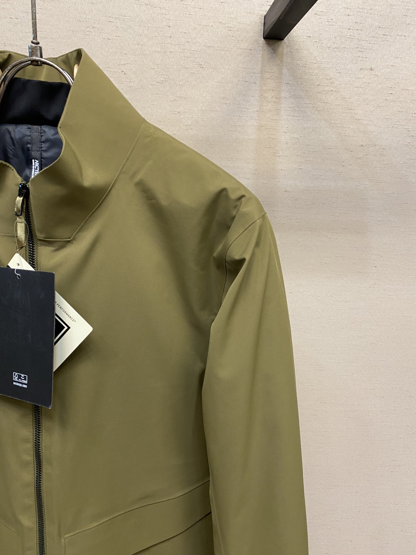 🌟🌟Arctery 棉服立领外套。商务款系列。没有🐦的logo 非常低调 面料和版型都是属于鸟的最高端 