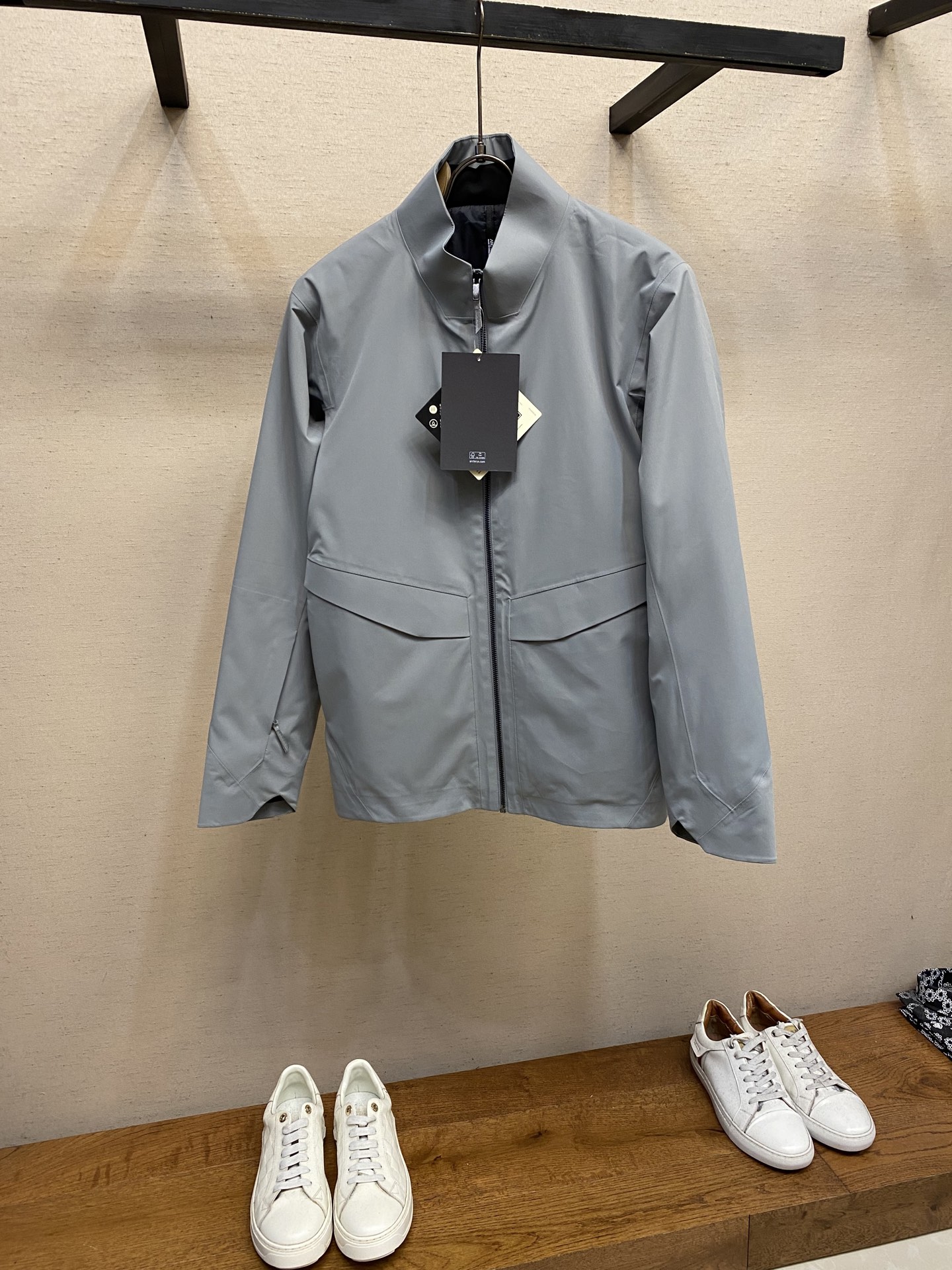 🌟🌟Arctery 棉服立领外套。商务款系列。没有🐦的logo 非常低调 面料和版型都是属于鸟的最高端 