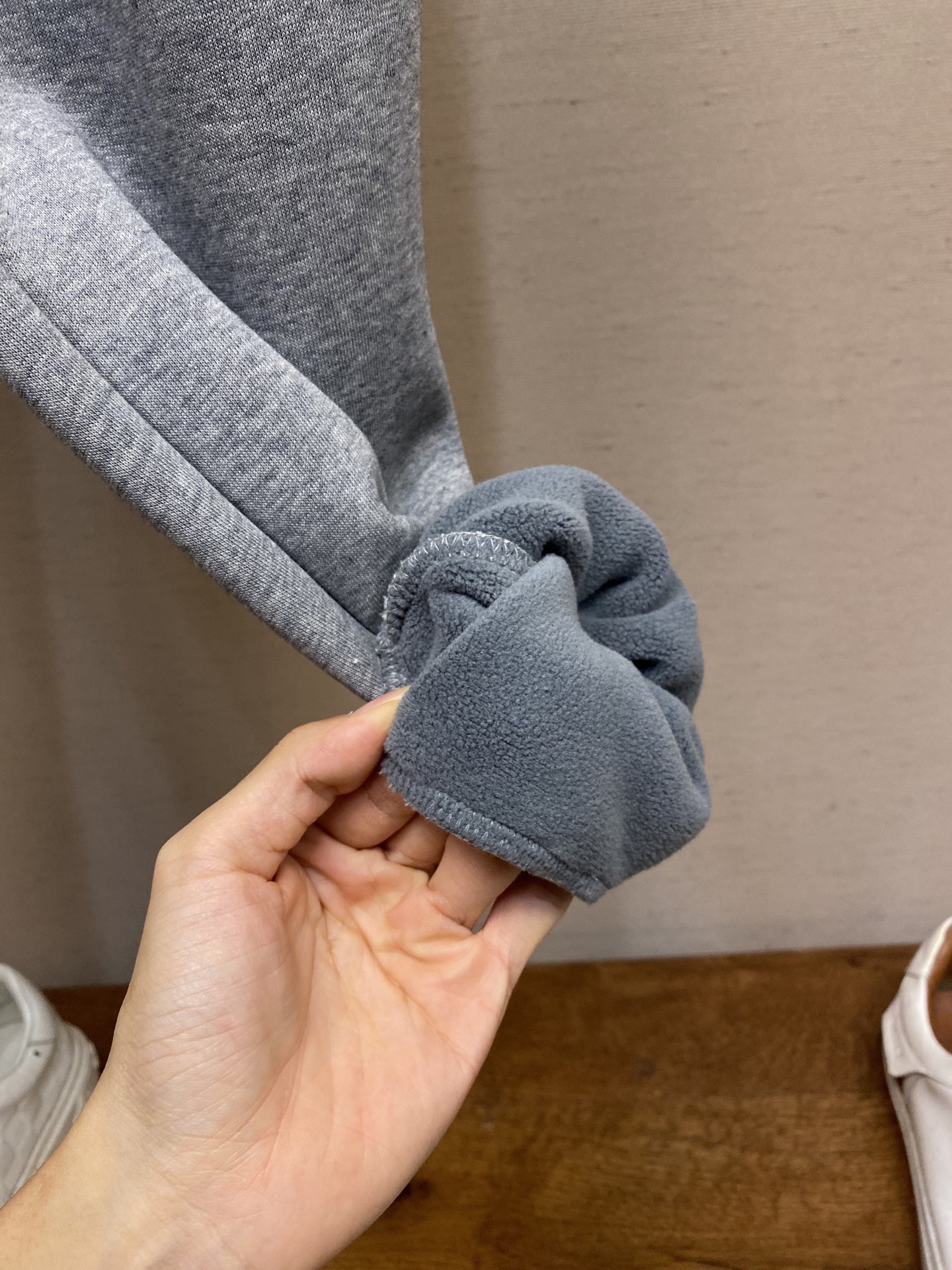 🌟🌟lP🆕、【加绒】男士休闲裤👍 最新款上身版型无敌正！绝对可以闭眼收的一款此款裤子非常百搭，弹力腰围,