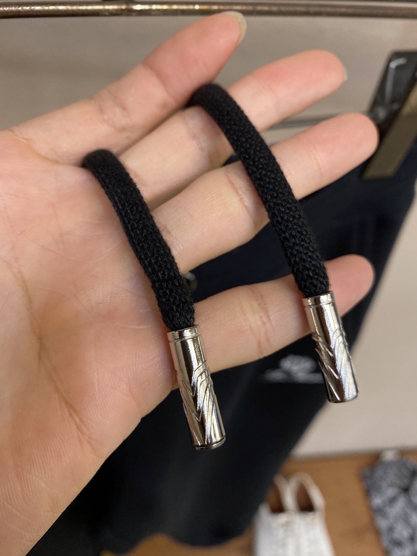 🌟🌟lP🆕、【加绒】男士休闲裤👍 最新款上身版型无敌正！绝对可以闭眼收的一款此款裤子非常百搭，弹力腰围,