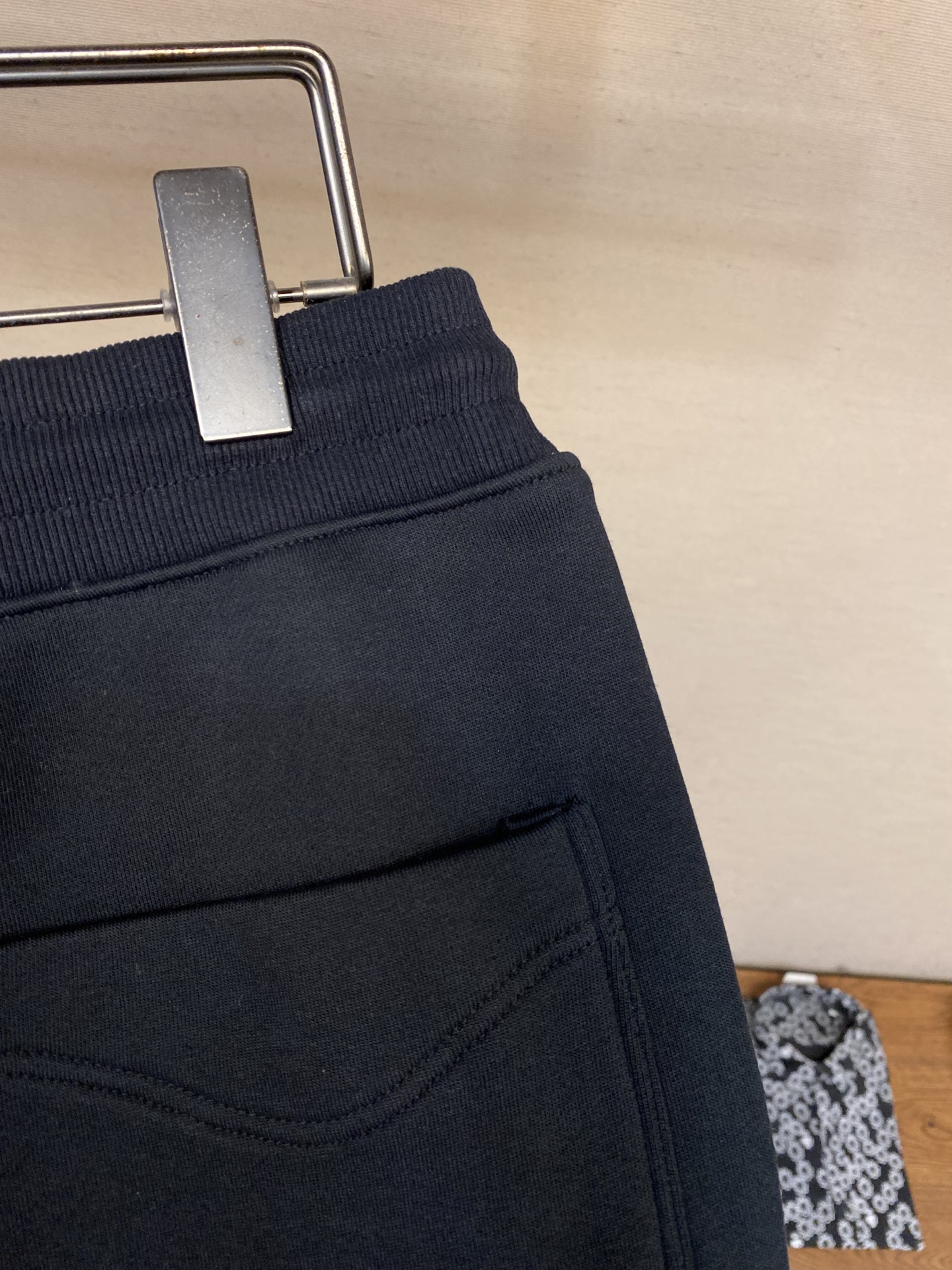 🌟🌟lP🆕、【加绒】男士休闲裤👍 最新款上身版型无敌正！绝对可以闭眼收的一款此款裤子非常百搭，弹力腰围,