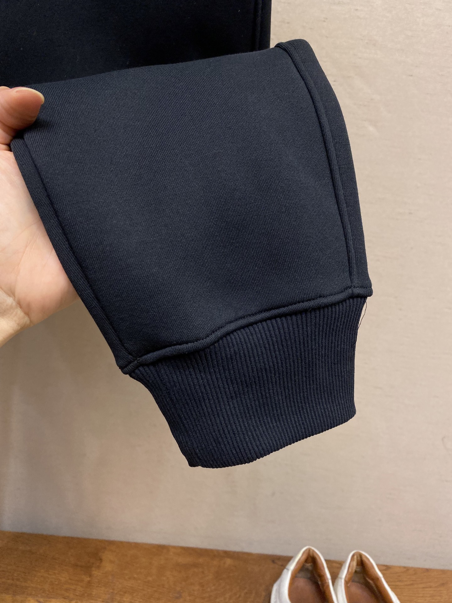 🌟🌟lP🆕、【加绒】男士休闲裤👍 最新款上身版型无敌正！绝对可以闭眼收的一款此款裤子非常百搭，弹力腰围,