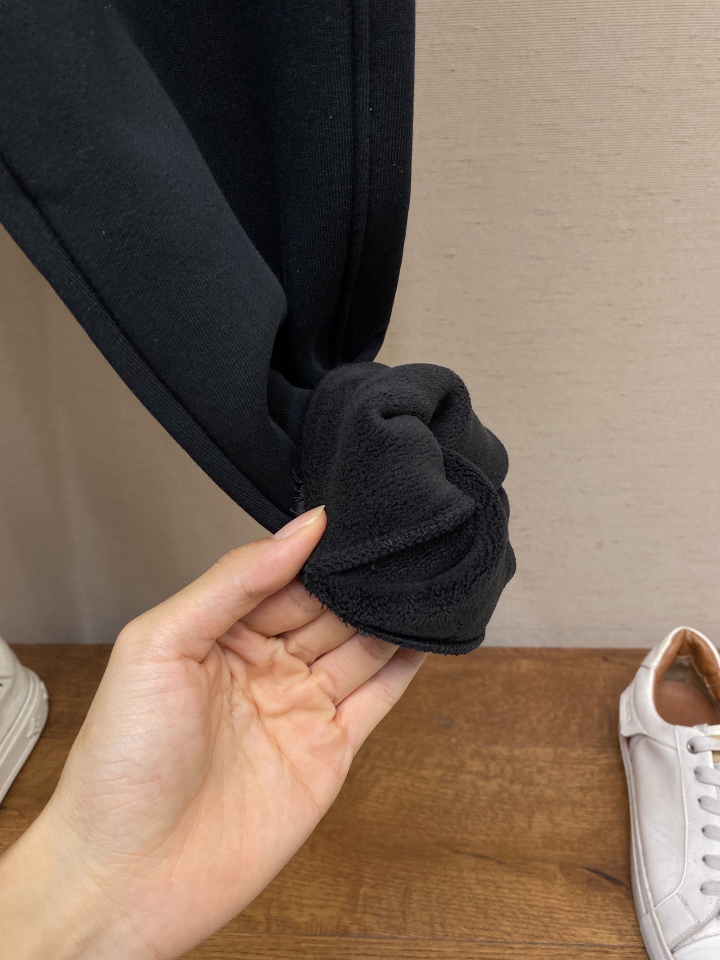 🌟🌟lP🆕、【加绒】男士休闲裤👍 最新款上身版型无敌正！绝对可以闭眼收的一款此款裤子非常百搭，弹力腰围,