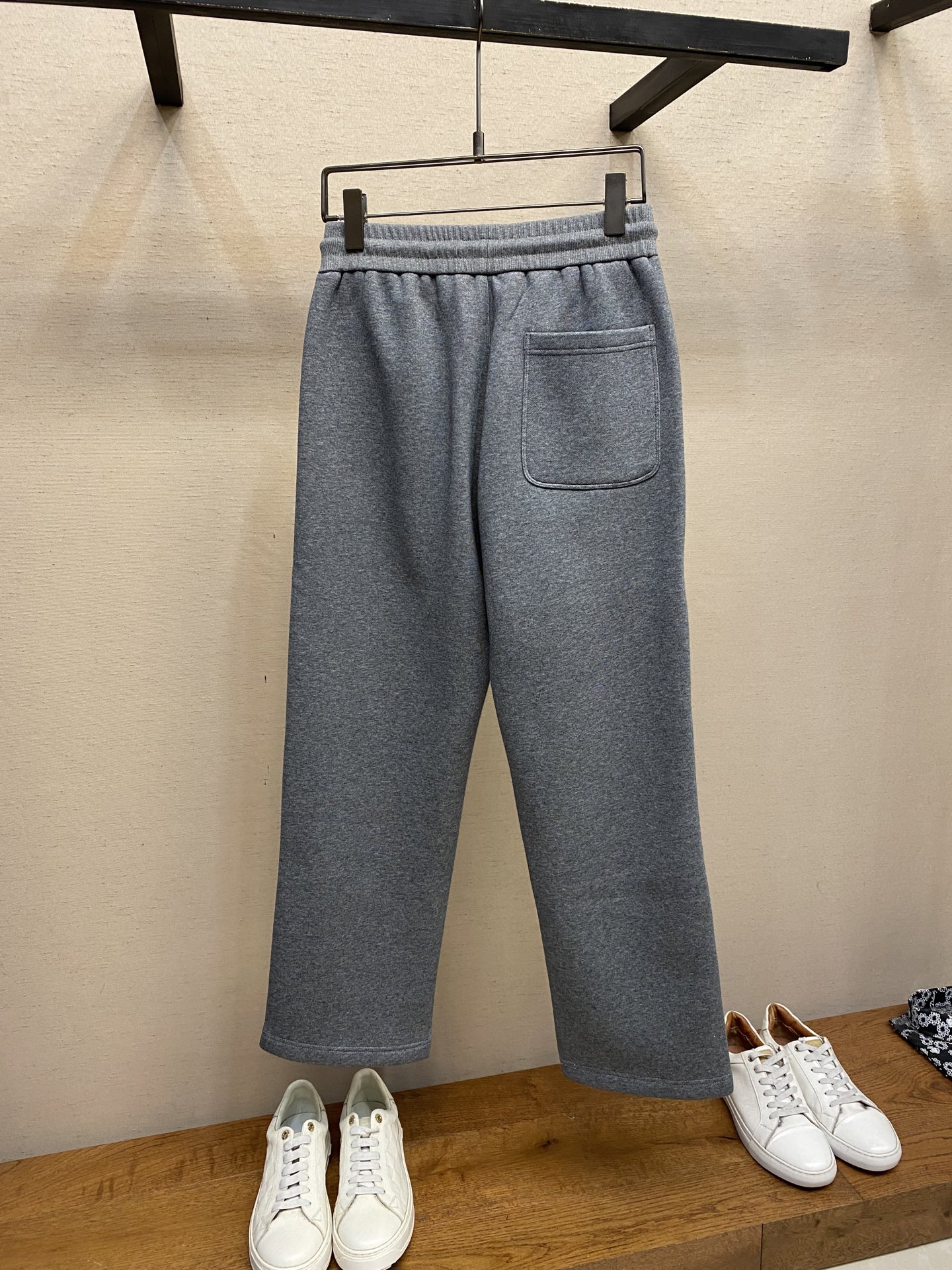 🌟🌟BC、【加绒】男士休闲裤👍 最新款上身版型无敌正！绝对可以闭眼收的一款此款裤子非常百搭，弹力腰围,日