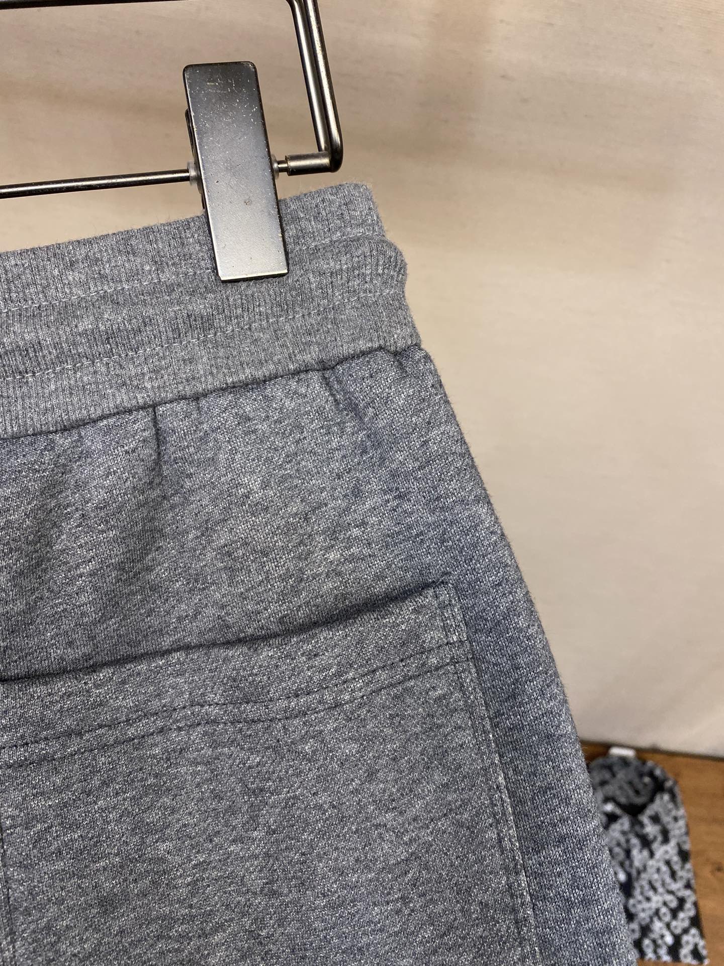 🌟🌟BC、【加绒】男士休闲裤👍 最新款上身版型无敌正！绝对可以闭眼收的一款此款裤子非常百搭，弹力腰围,日