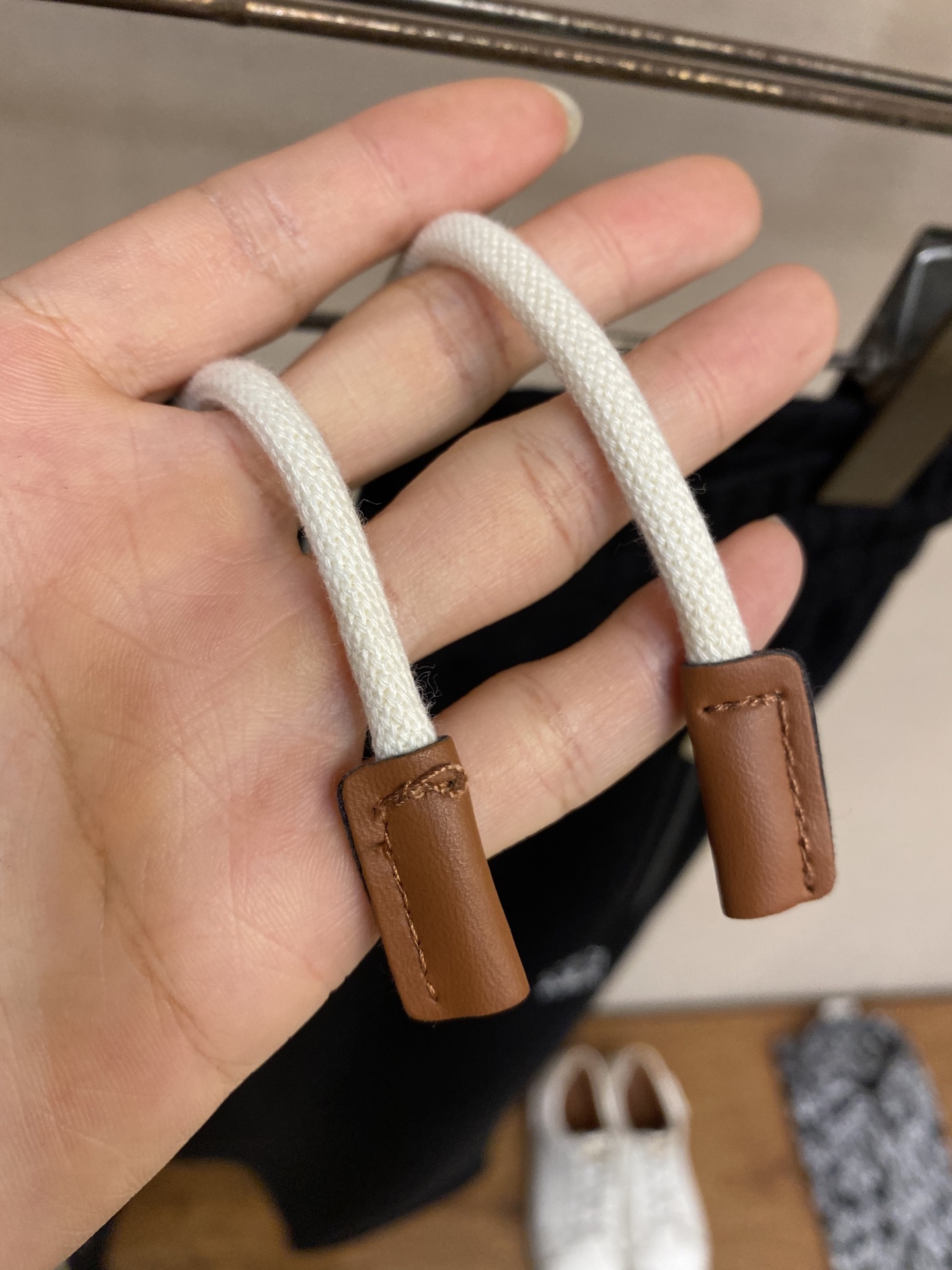 🌟🌟BC、【加绒】男士休闲裤👍 最新款上身版型无敌正！绝对可以闭眼收的一款此款裤子非常百搭，弹力腰围,日