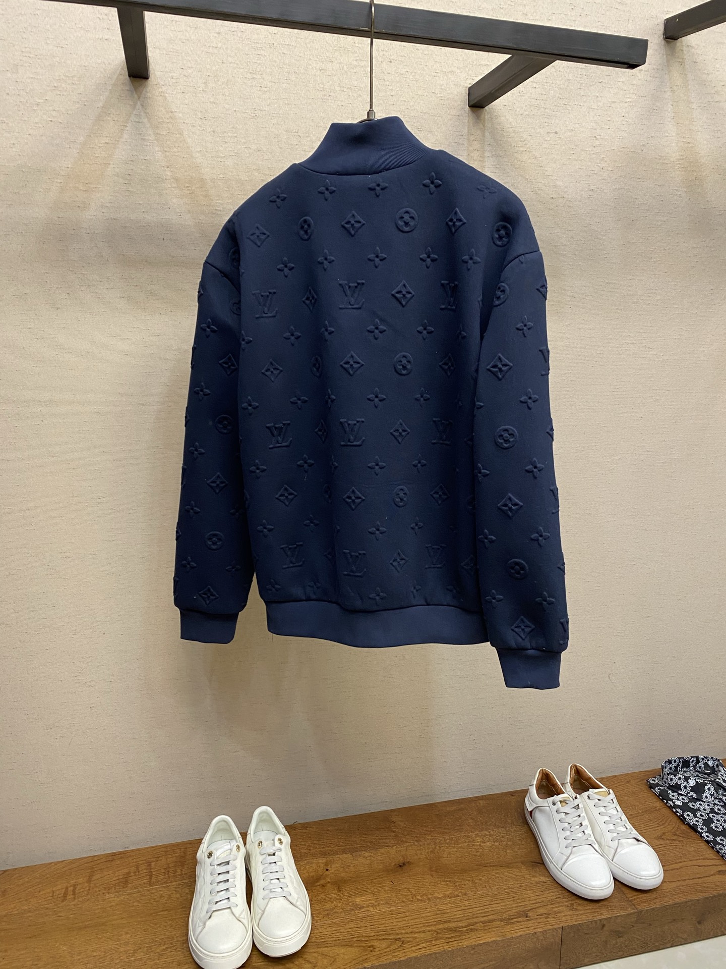 i1764836831938 2596 0 1