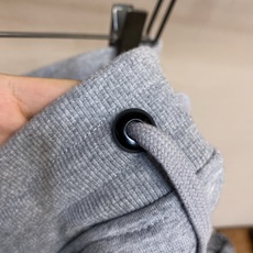 🌟🌟Moncler 【加绒】男士休闲裤👍 最新款上身版型无敌正! 绝对可以闭眼收的一款 此款裤子非常百搭,弹力腰围,日常 🌟🌟Moncler 【加绒】男士休闲裤👍 最新款上身版型无敌正! 绝对可以闭眼收的一款 此款裤子非常百搭,弹力腰围,日常