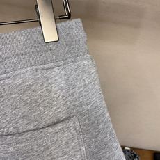 🌟🌟Moncler 【加绒】男士休闲裤👍 最新款上身版型无敌正! 绝对可以闭眼收的一款 此款裤子非常百搭,弹力腰围,日常 🌟🌟Moncler 【加绒】男士休闲裤👍 最新款上身版型无敌正! 绝对可以闭眼收的一款 此款裤子非常百搭,弹力腰围,日常