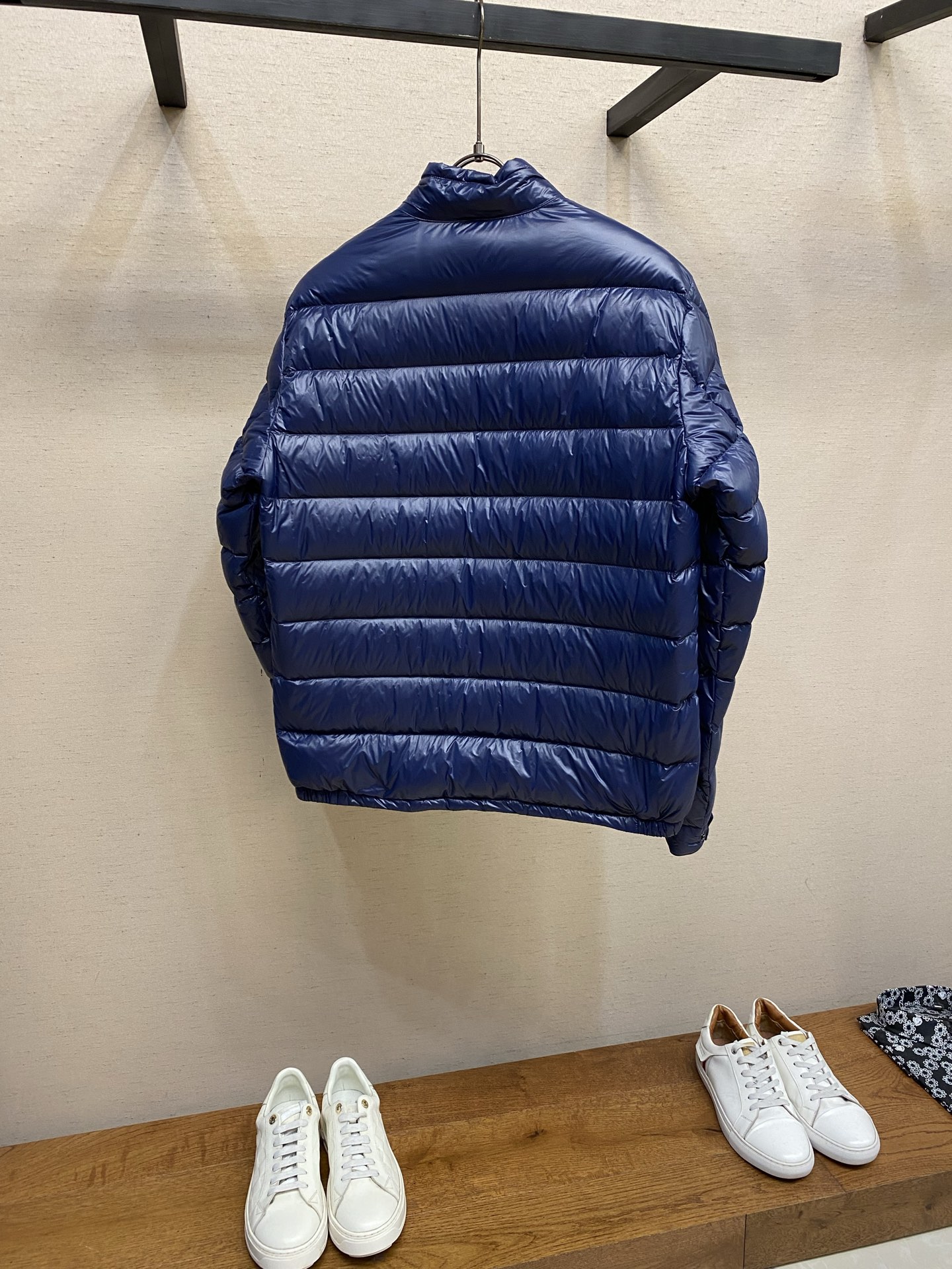 🌟🌟Moncler 蒙口 /盟可睐 25𝒔𝒔 Acorus 经典轻薄立领休闲男士羽绒服#06!!!!! 尺码:1,2,3 🌟🌟Moncler 蒙口 /盟可睐 25𝒔𝒔 Acorus 经典轻薄立领休闲男士羽绒服#06!!!!! 尺码:1,2,3