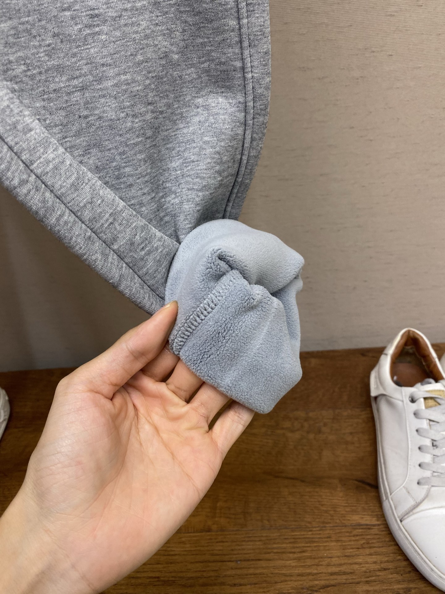 🌟🌟AIO【加绒】男士休闲裤👍 最新款上身版型无敌正!!!!!! 绝对可以闭眼收的一款 此款裤子非常百搭,弹力腰围,日常 🌟🌟AIO【加绒】男士休闲裤👍 最新款上身版型无敌正!!!!!! 绝对可以闭眼收的一款 此款裤子非常百搭,弹力腰围,日常
