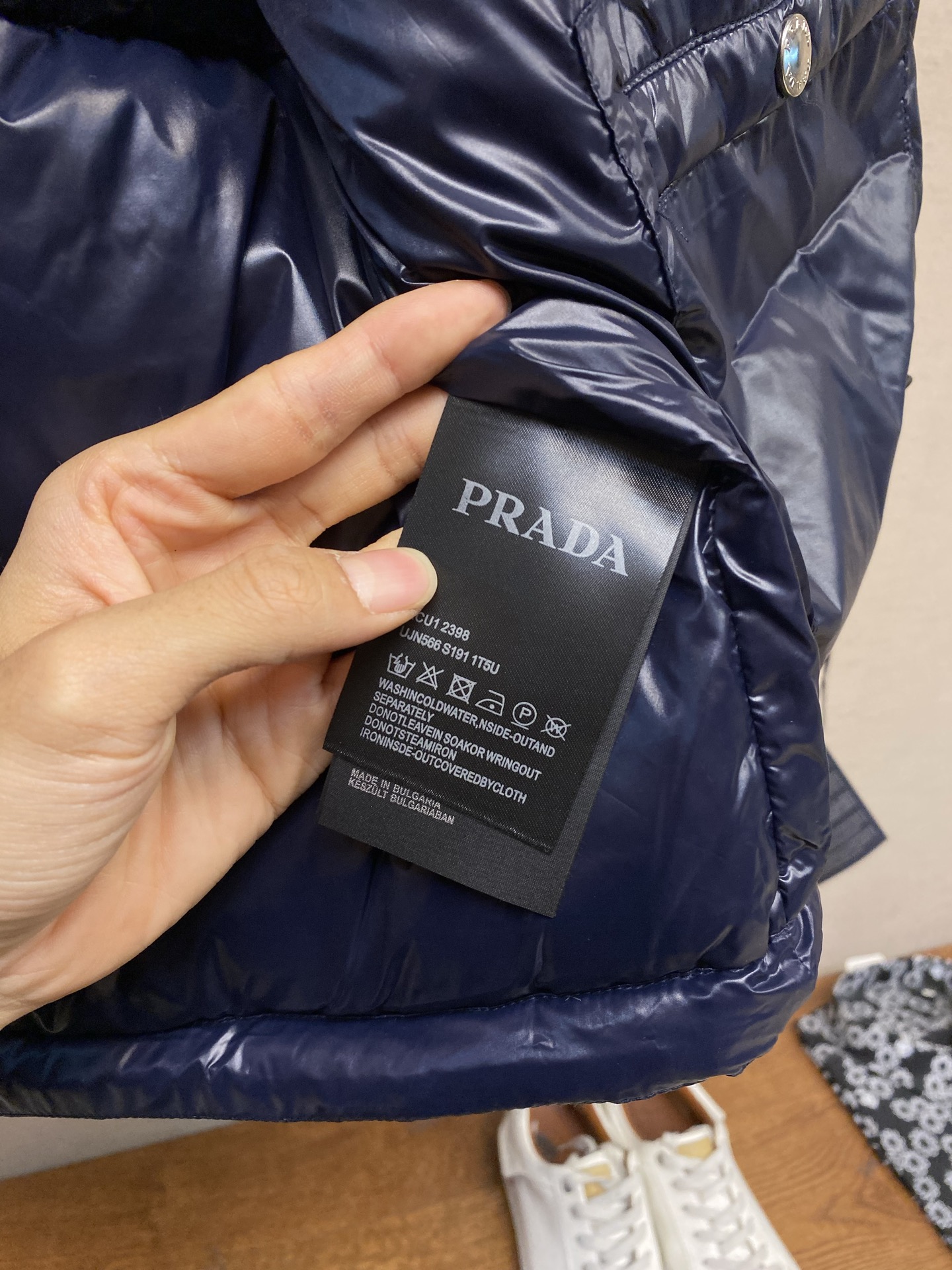 🌟🌟Prada、普拉达 秋冬新款羽绒服外套 高端定制 内填充顶级国标纯正90白鸭绒 品质经得起任何形式检验，呈现一种焕然