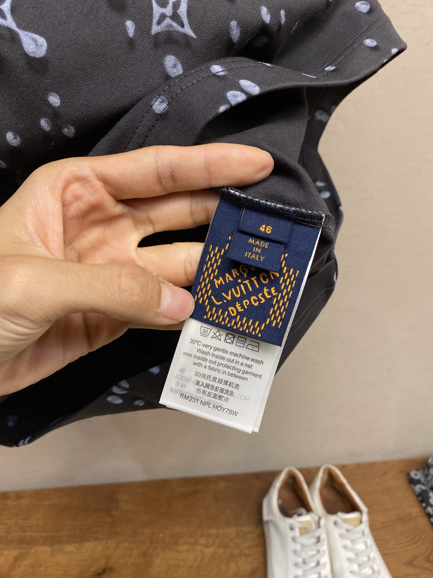 루이비통 남성 반팔 136482 Louis Vuitton T Shirt 썸네일 이미지