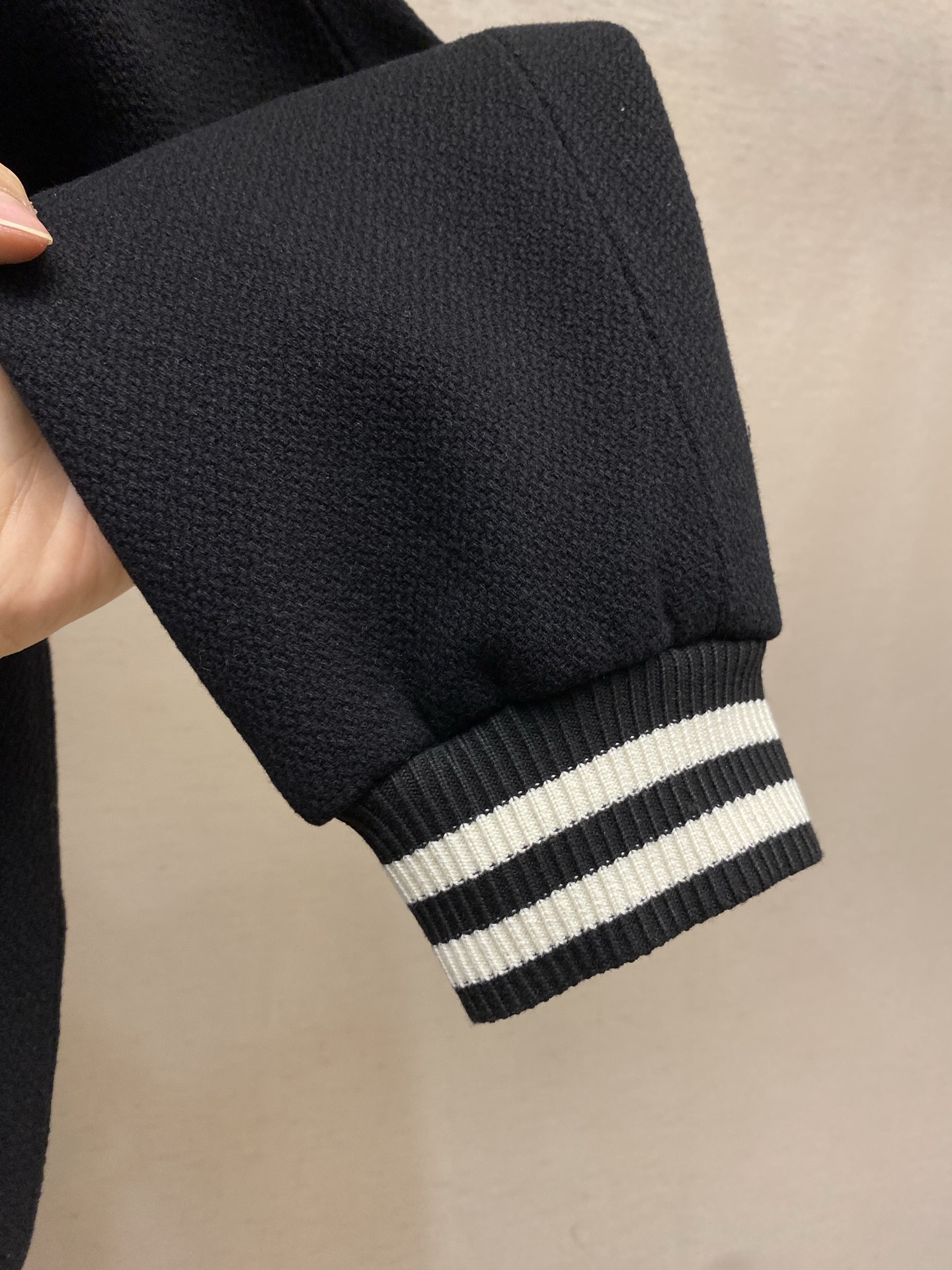 🌟🌟Celine，系列棒球服，羊毛材质，柔软又耐穿，秋冬必备!TRIOMPHE贴饰纹理+经典棒球服版型，